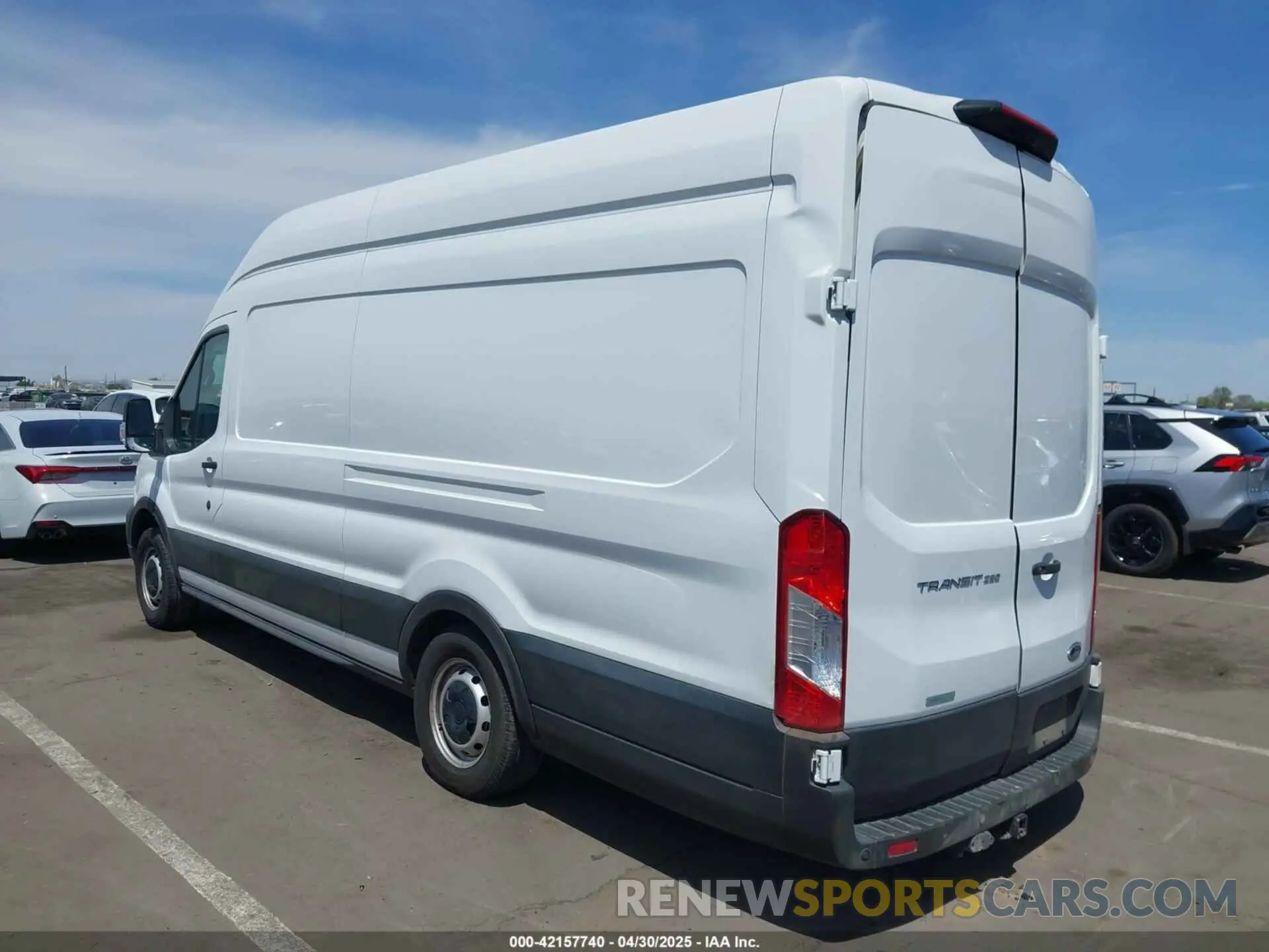 3 Photograph of a damaged car 1FTBR3XGXNKA36454 FORD TRANSIT-250 CARGO VAN 2022