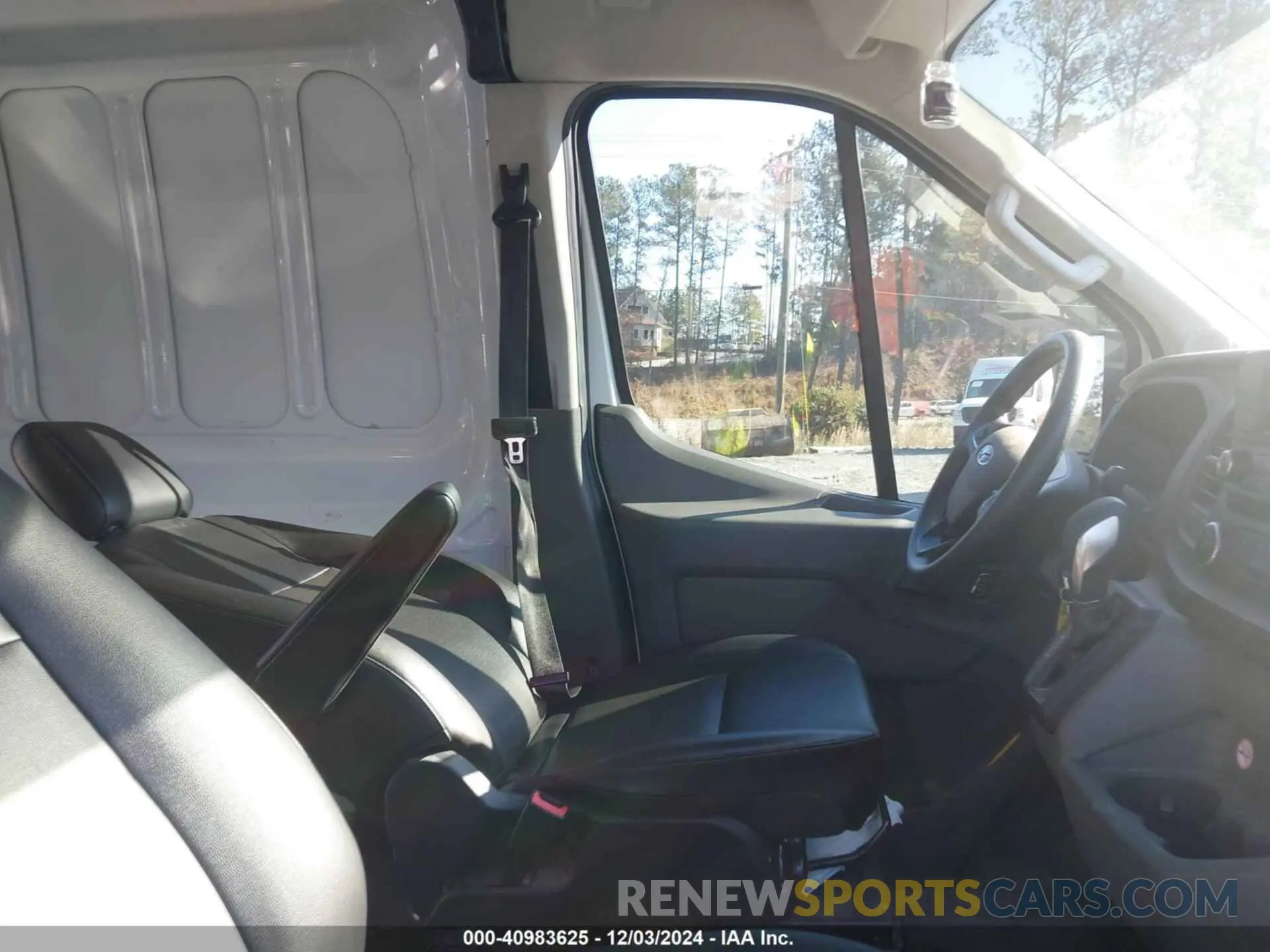 5 Photograph of a damaged car 1FTBR1C82PKA54484 FORD TRANSIT-250 CARGO VAN 2023