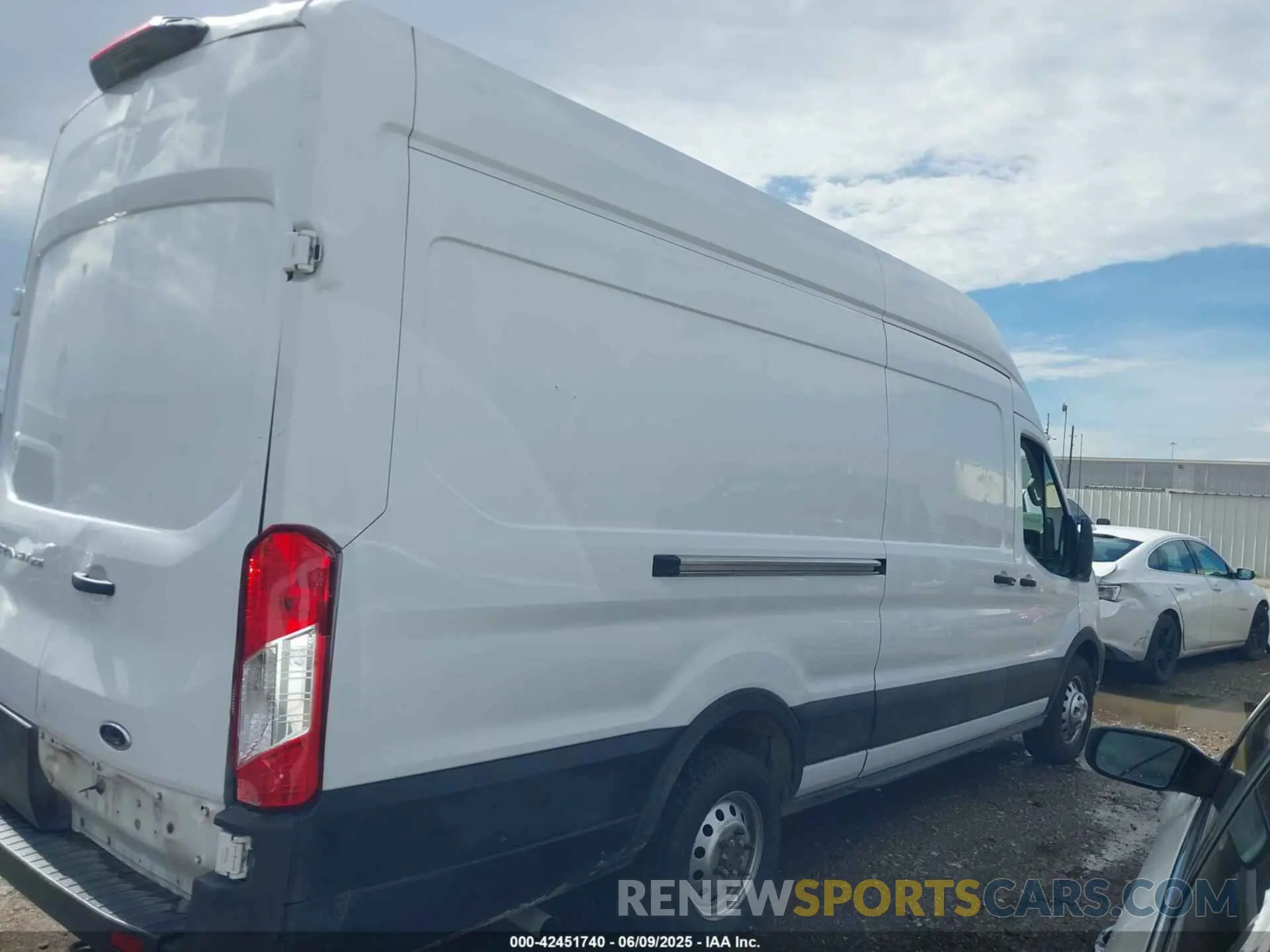 14 Photograph of a damaged car 1FTBR3U80PKB02039 FORD TRANSIT-250 CARGO VAN 2023