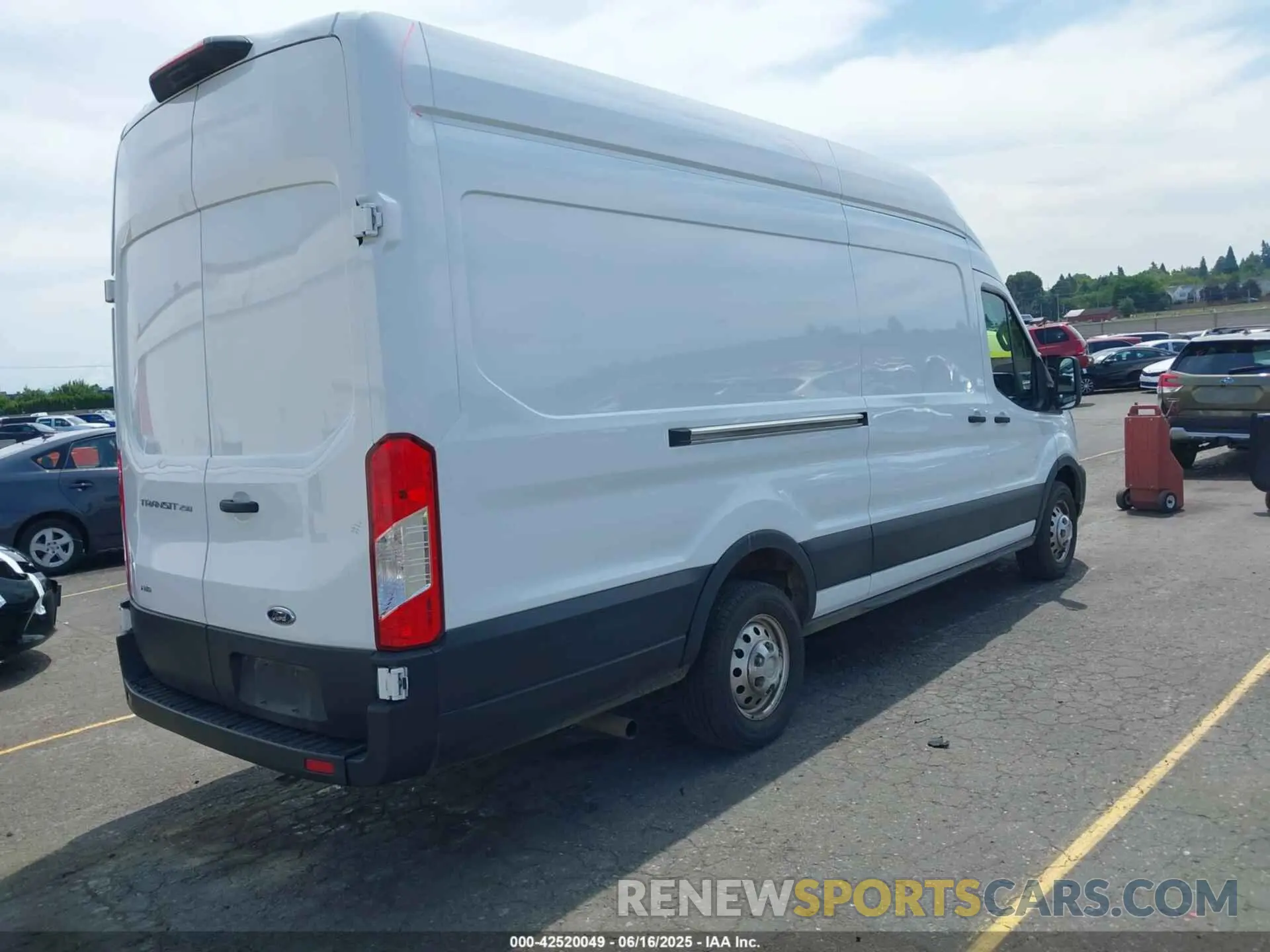 4 Photograph of a damaged car 1FTBR3U86PKA69175 FORD TRANSIT-250 CARGO VAN 2023