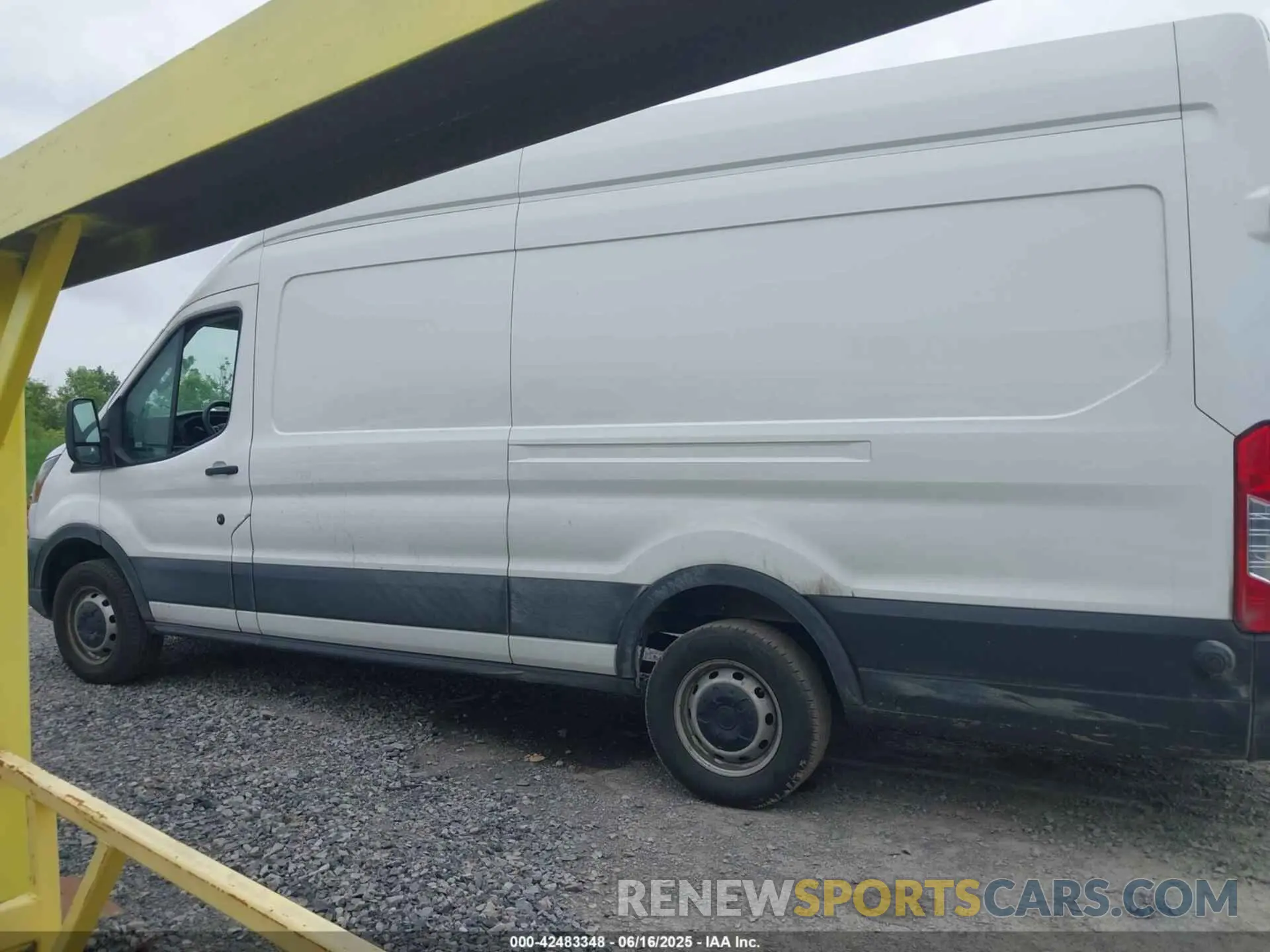 14 Photograph of a damaged car 1FTBR3X89RKA14329 FORD TRANSIT-250 CARGO VAN 2024