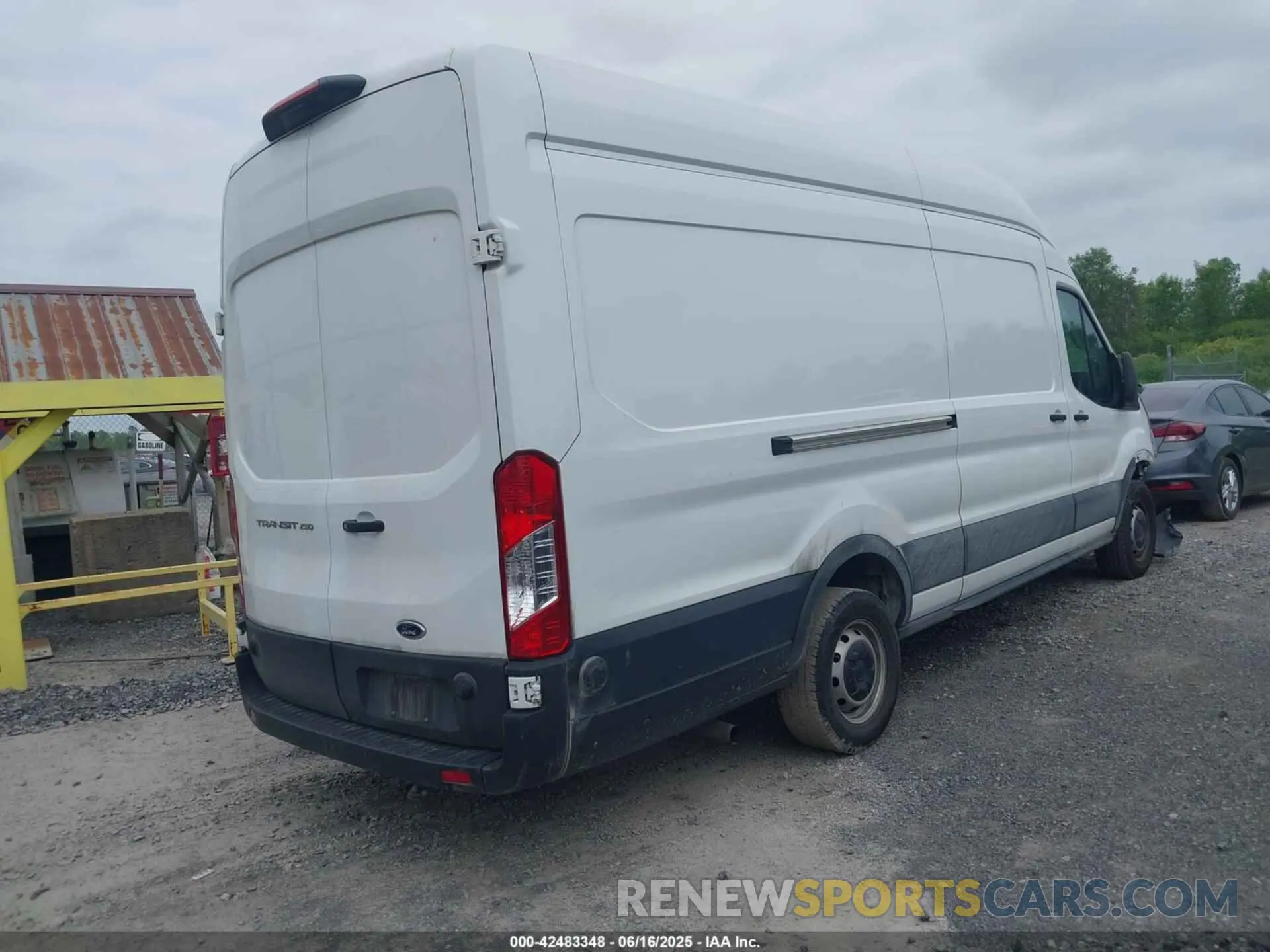 4 Photograph of a damaged car 1FTBR3X89RKA14329 FORD TRANSIT-250 CARGO VAN 2024