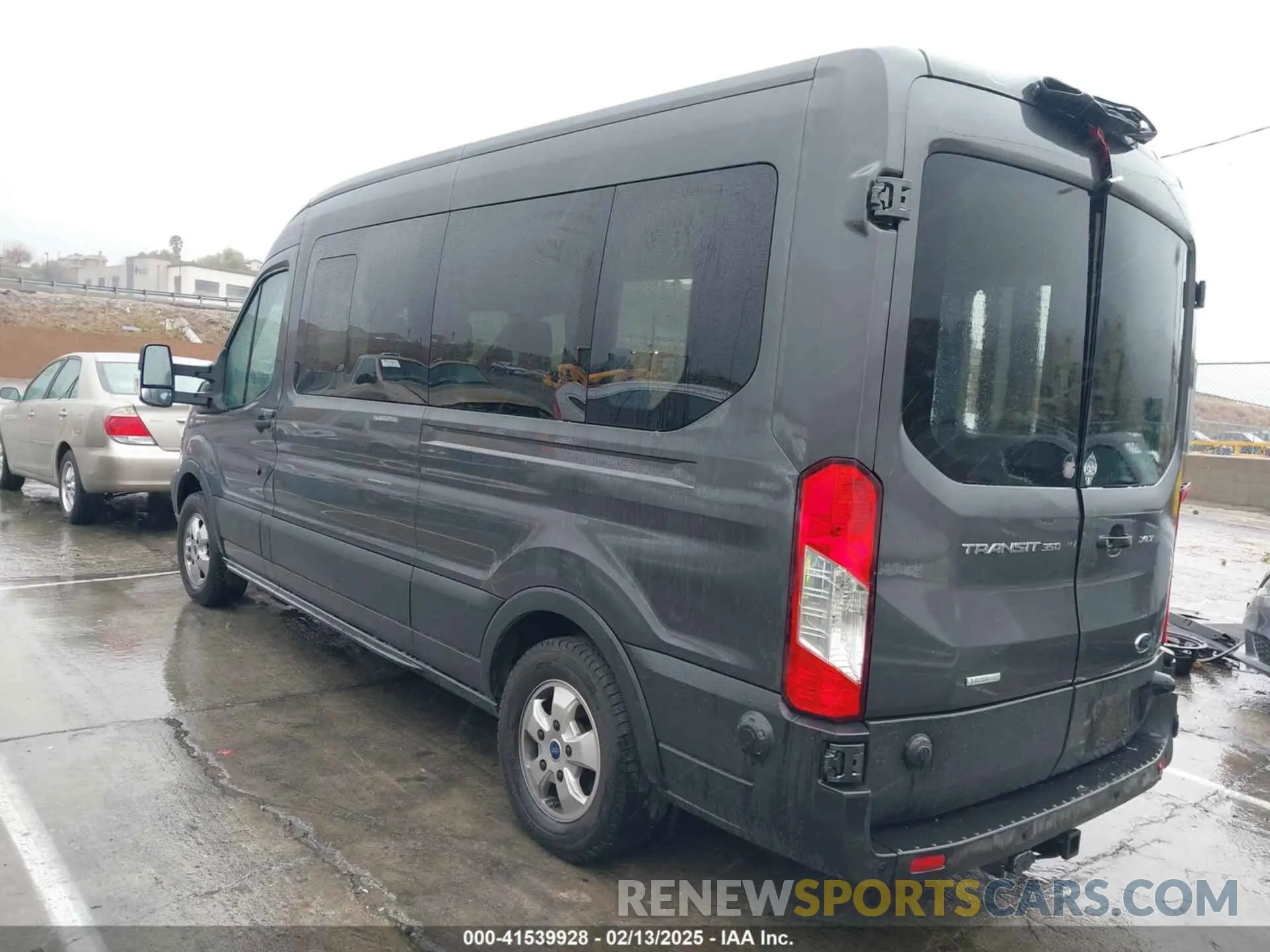 3 Фотография поврежденного автомобиля 1FBAX2CG9KKA46619 FORD TRANSIT-350 2019