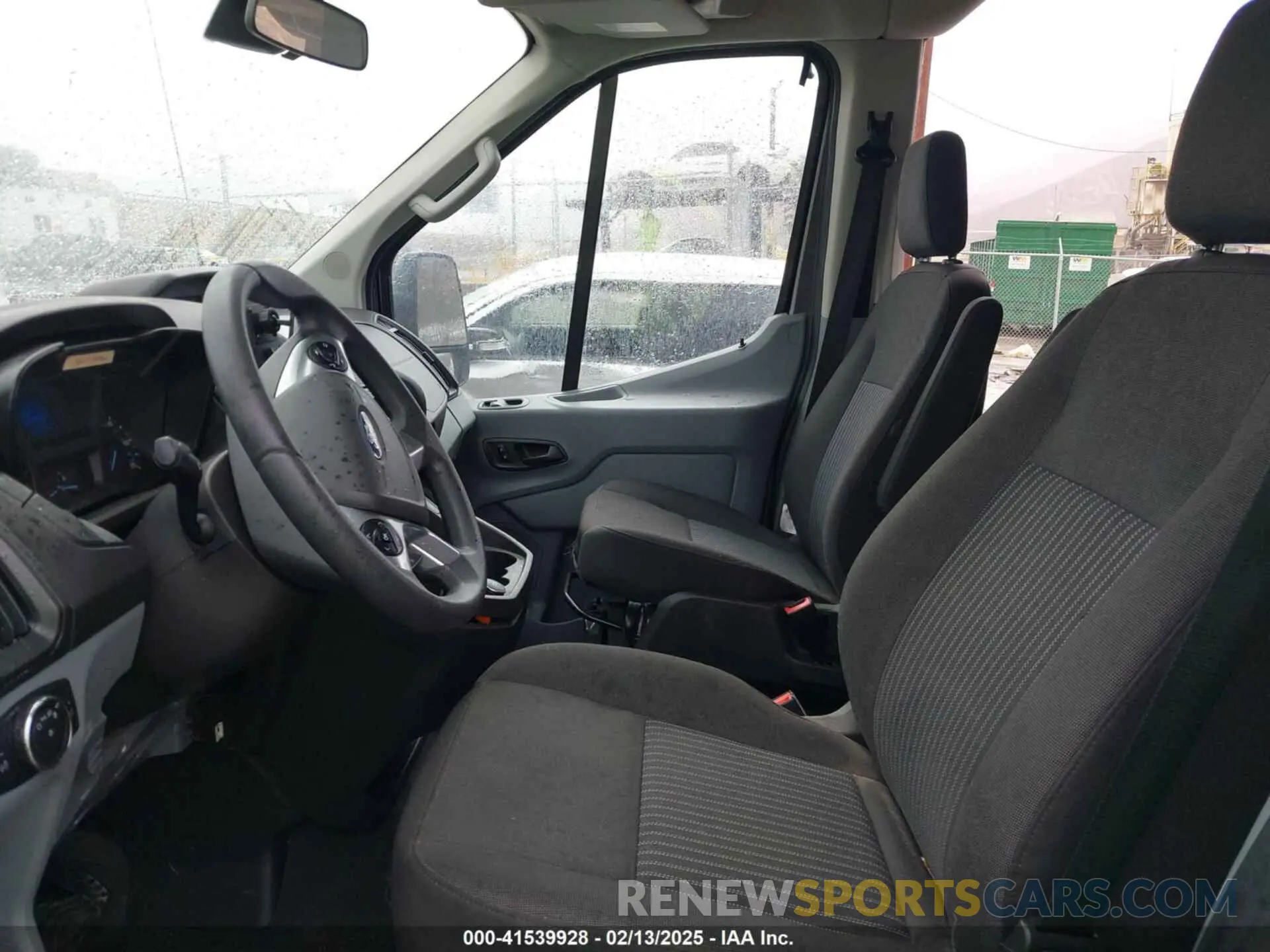 5 Фотография поврежденного автомобиля 1FBAX2CG9KKA46619 FORD TRANSIT-350 2019