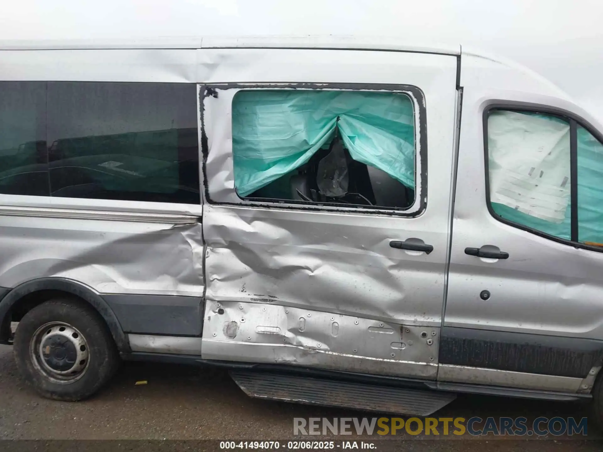 18 Фотография поврежденного автомобиля 1FBAX2CM0KKA73861 FORD TRANSIT-350 2019