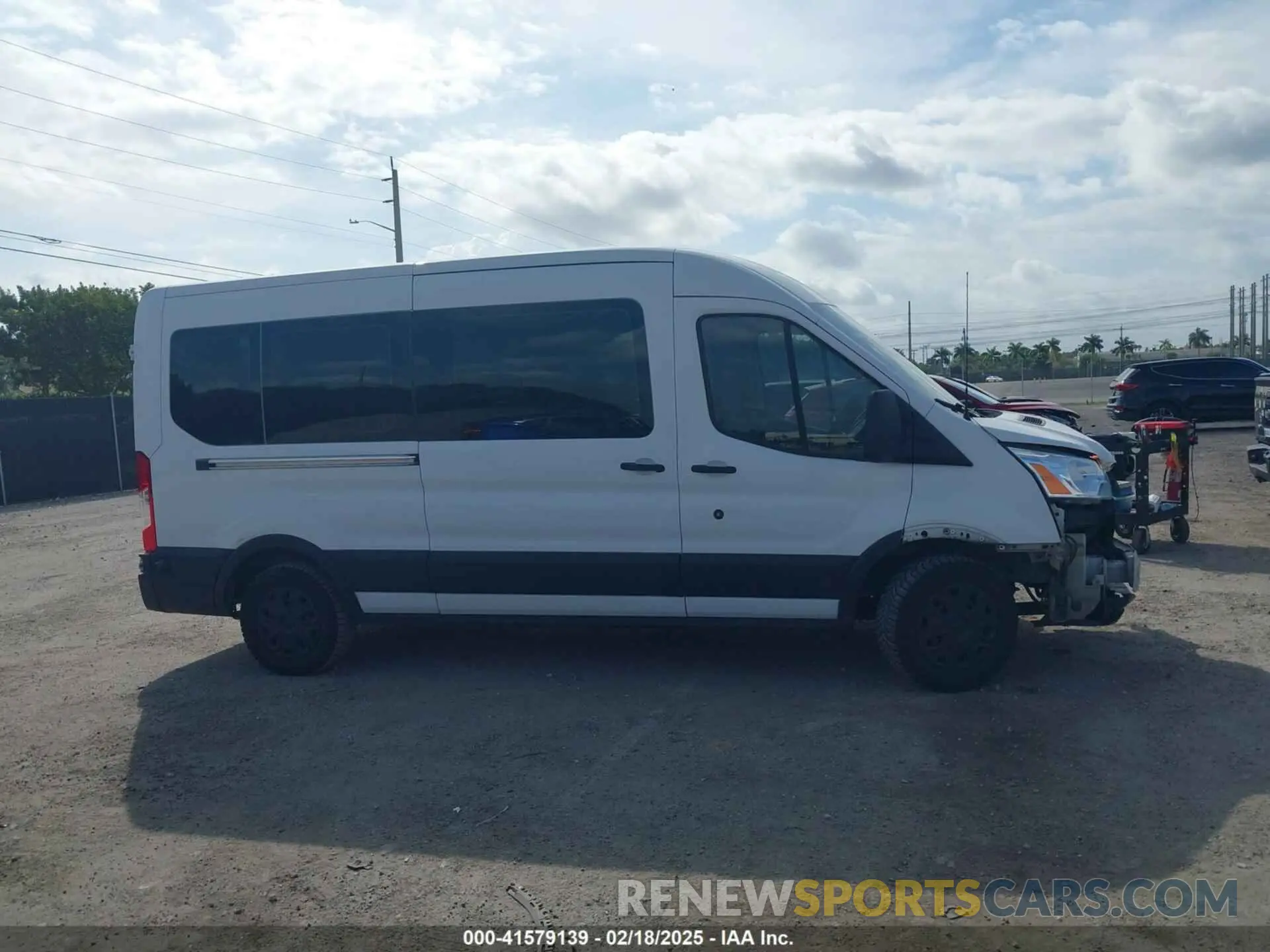 14 Photograph of a damaged car 1FBAX2CM4KKB54426 FORD TRANSIT-350 2019
