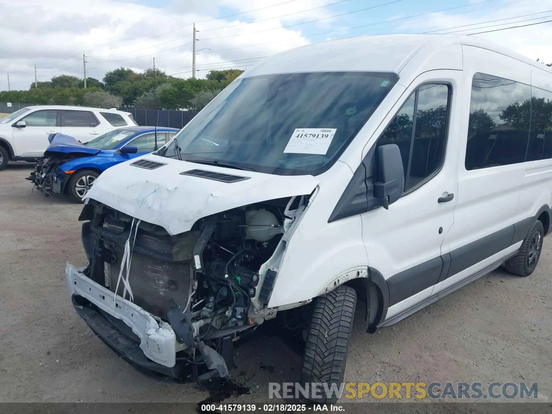 19 Photograph of a damaged car 1FBAX2CM4KKB54426 FORD TRANSIT-350 2019