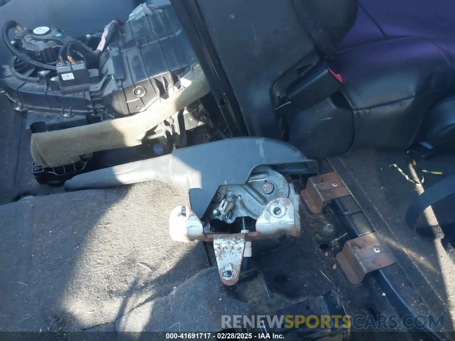 12 Photograph of a damaged car 1FBAX2CM7KKA23457 FORD TRANSIT-350 2019