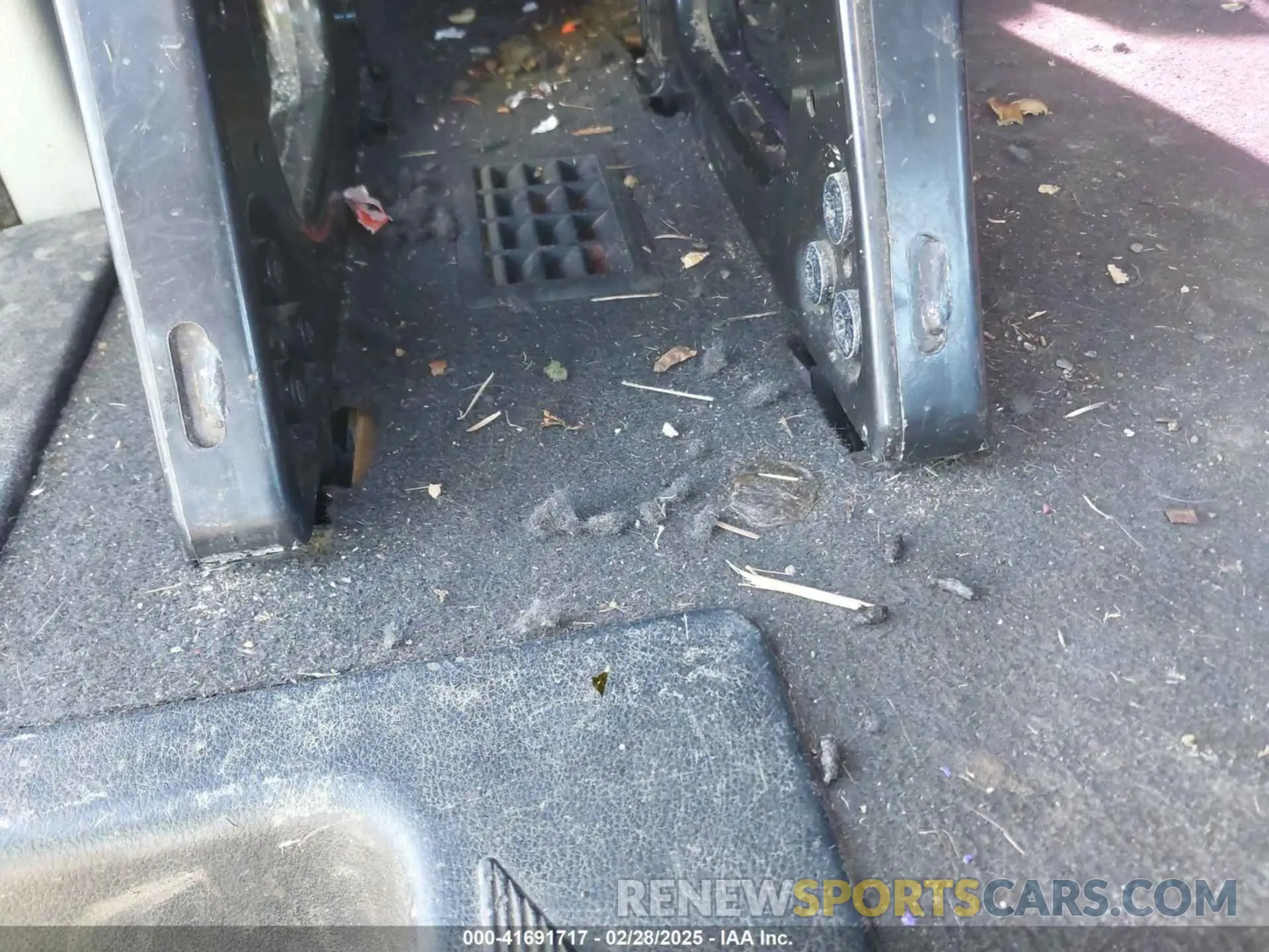 14 Photograph of a damaged car 1FBAX2CM7KKA23457 FORD TRANSIT-350 2019