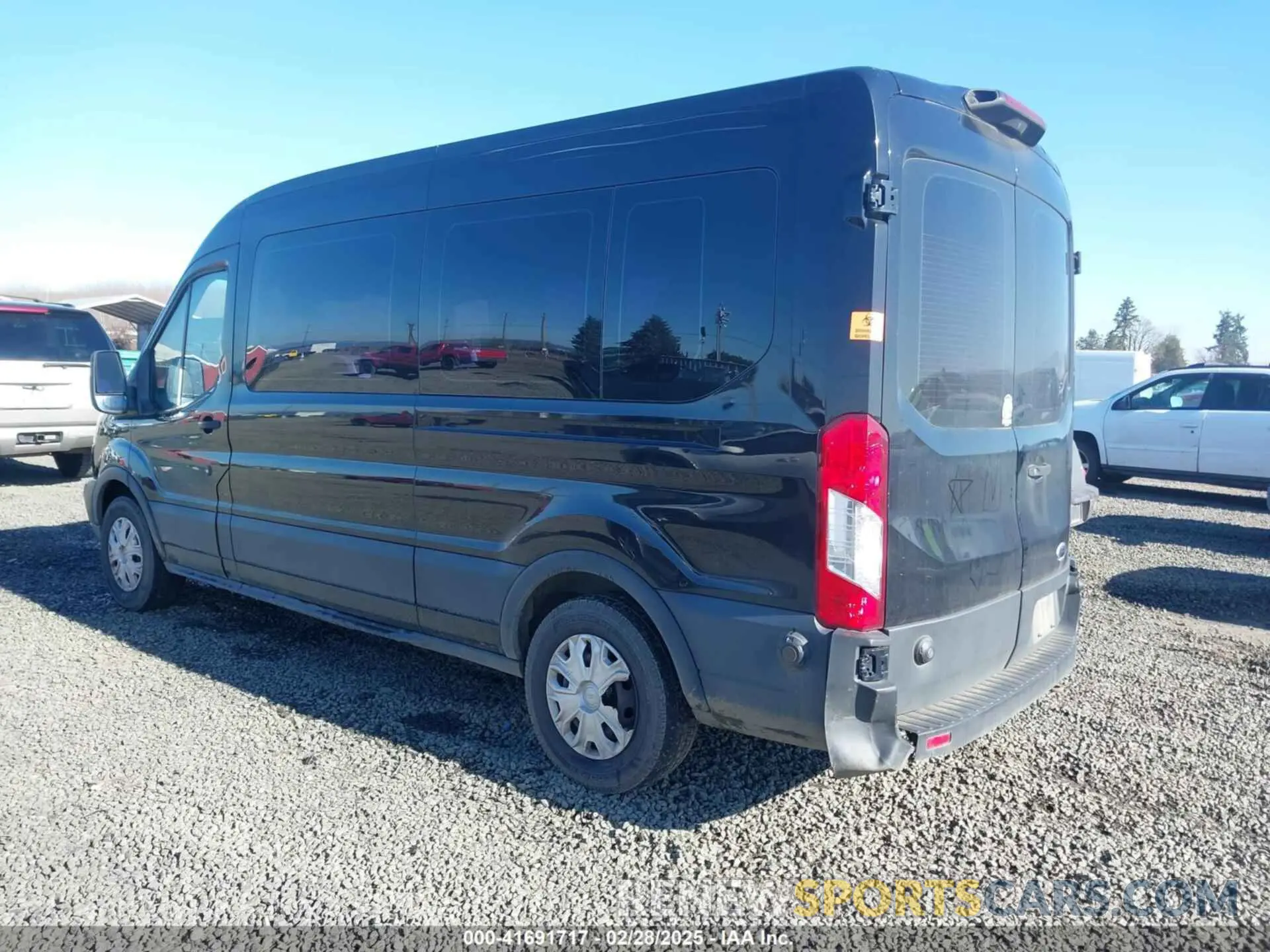 3 Photograph of a damaged car 1FBAX2CM7KKA23457 FORD TRANSIT-350 2019