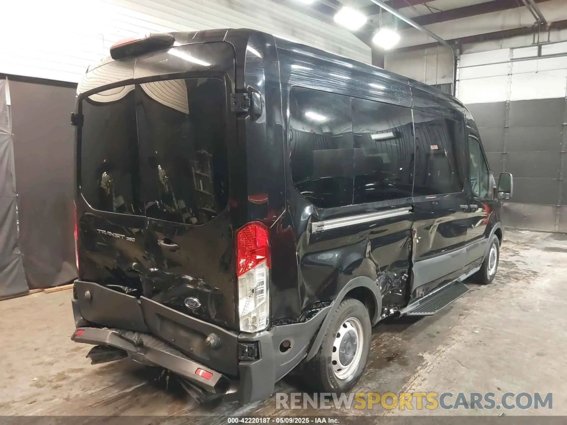 4 Фотография поврежденного автомобиля 1FBAX2CM7KKA64803 FORD TRANSIT-350 2019