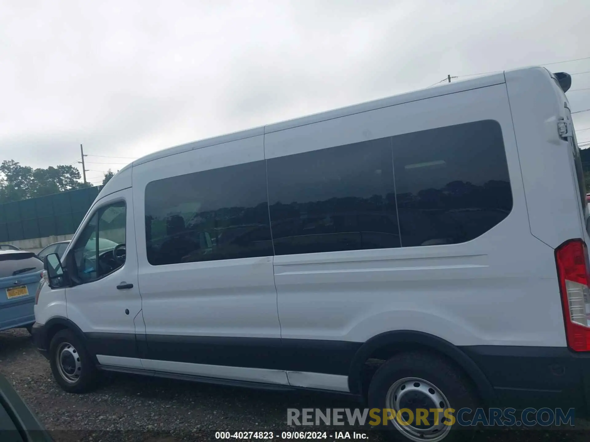 14 Photograph of a damaged car 1FBZX2CM9KKA25228 FORD TRANSIT-350 2019