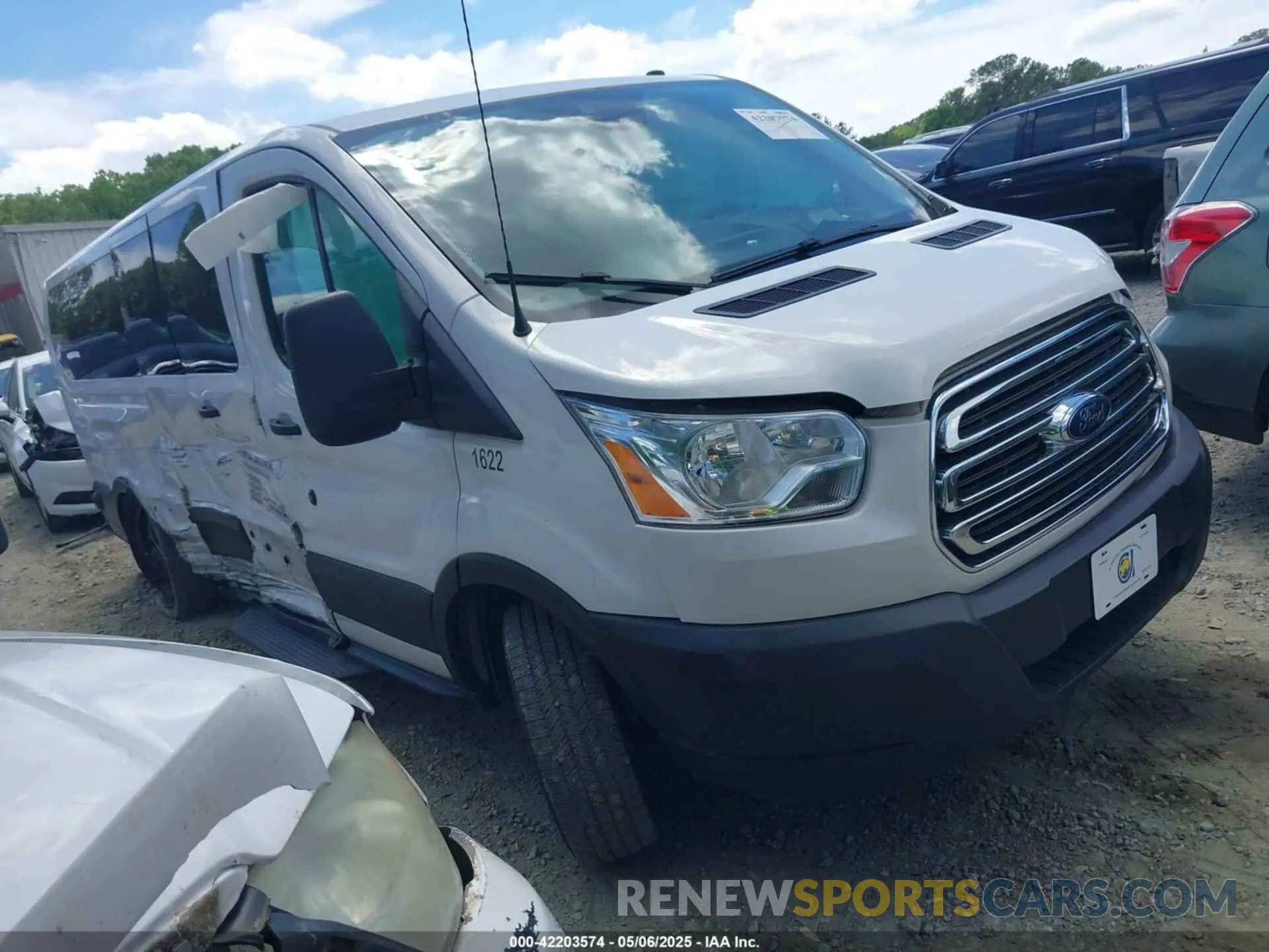 1 Photograph of a damaged car 1FBZX2ZM2KKB12170 FORD TRANSIT-350 2019