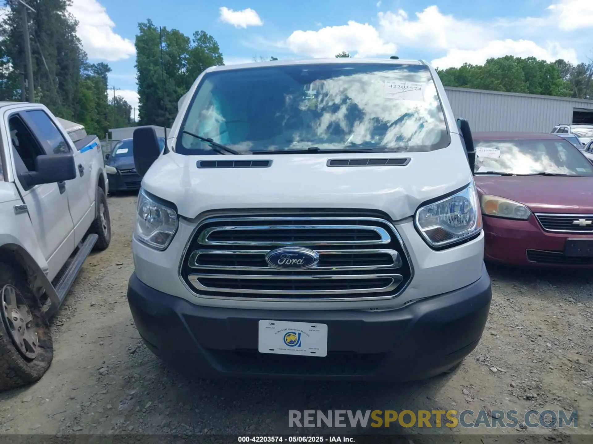 12 Photograph of a damaged car 1FBZX2ZM2KKB12170 FORD TRANSIT-350 2019