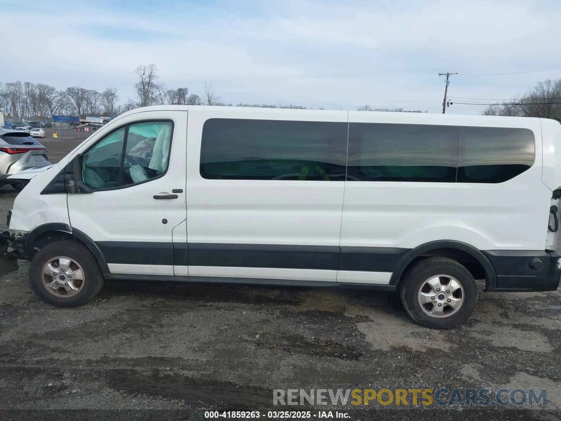 14 Photograph of a damaged car 1FBZX2ZM2KKB63281 FORD TRANSIT-350 2019