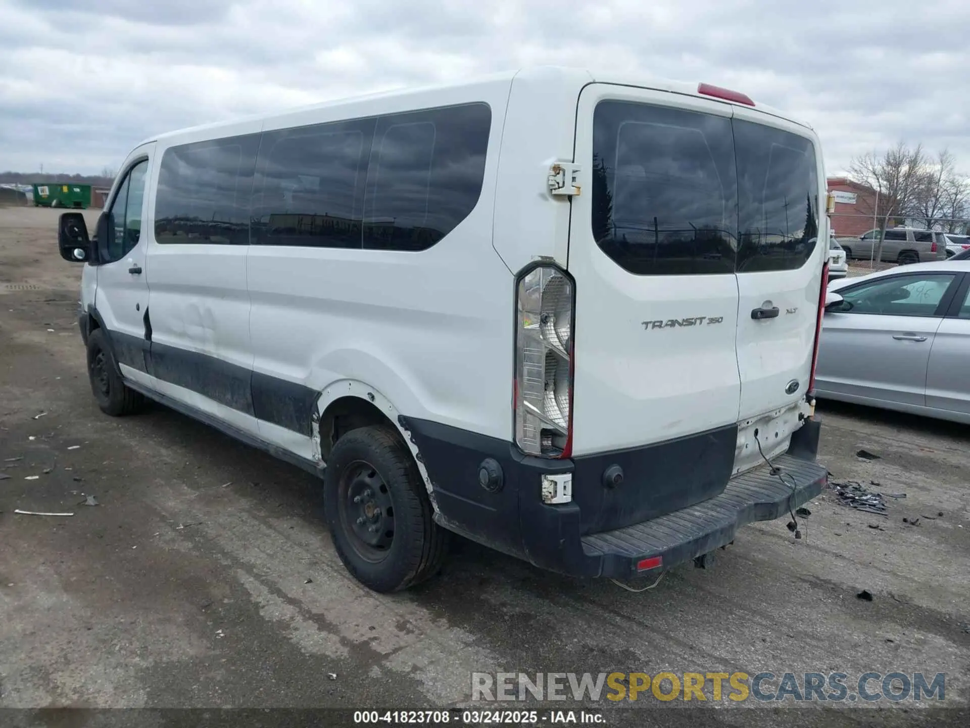 3 Photograph of a damaged car 1FBZX2ZM7KKA47090 FORD TRANSIT-350 2019