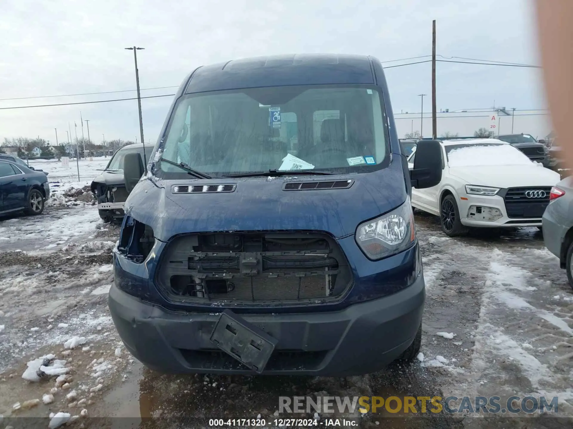 13 Фотография поврежденного автомобиля 1FDZX2CM0KKA07076 FORD TRANSIT-350 2019