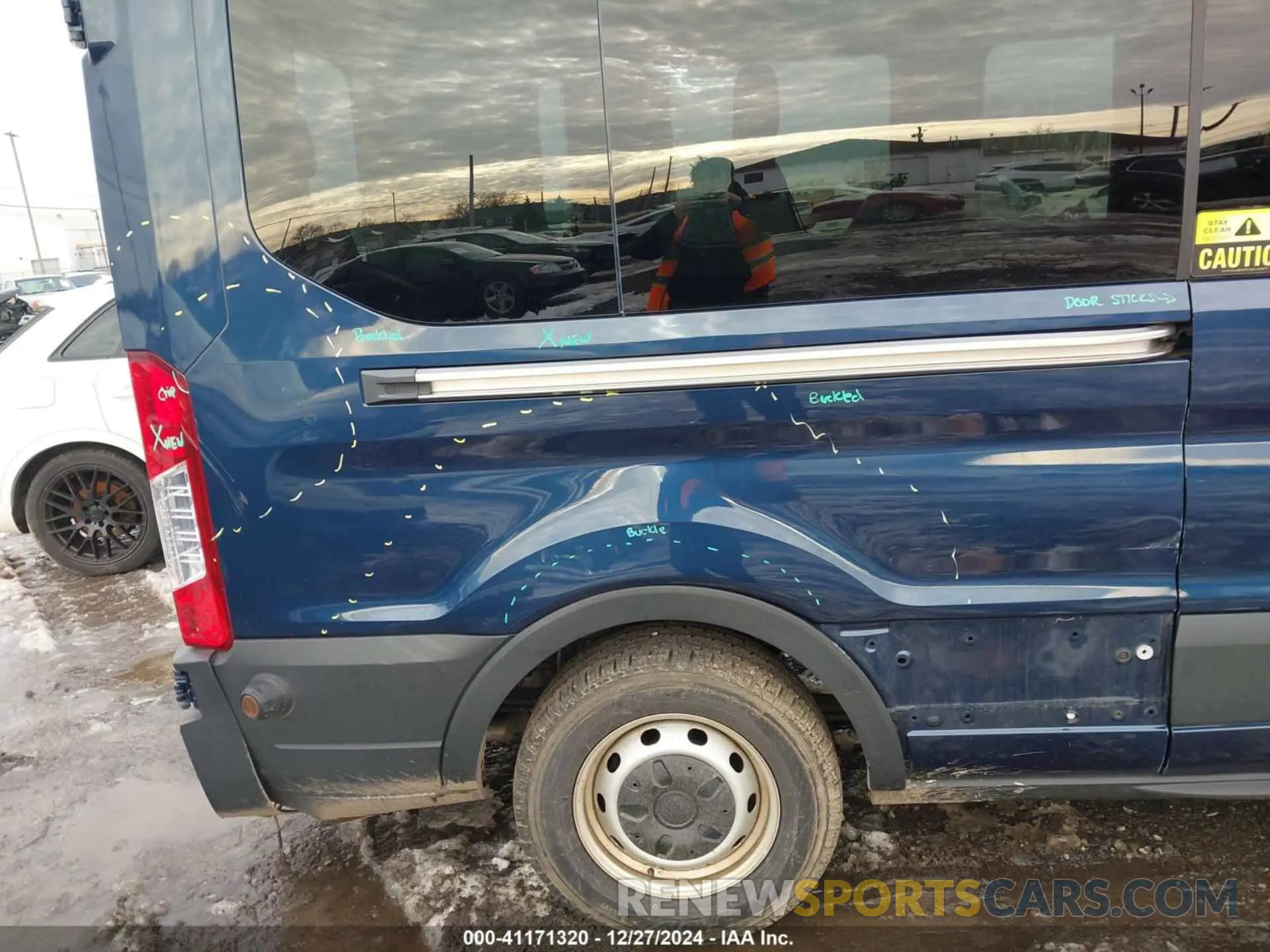 18 Фотография поврежденного автомобиля 1FDZX2CM0KKA07076 FORD TRANSIT-350 2019