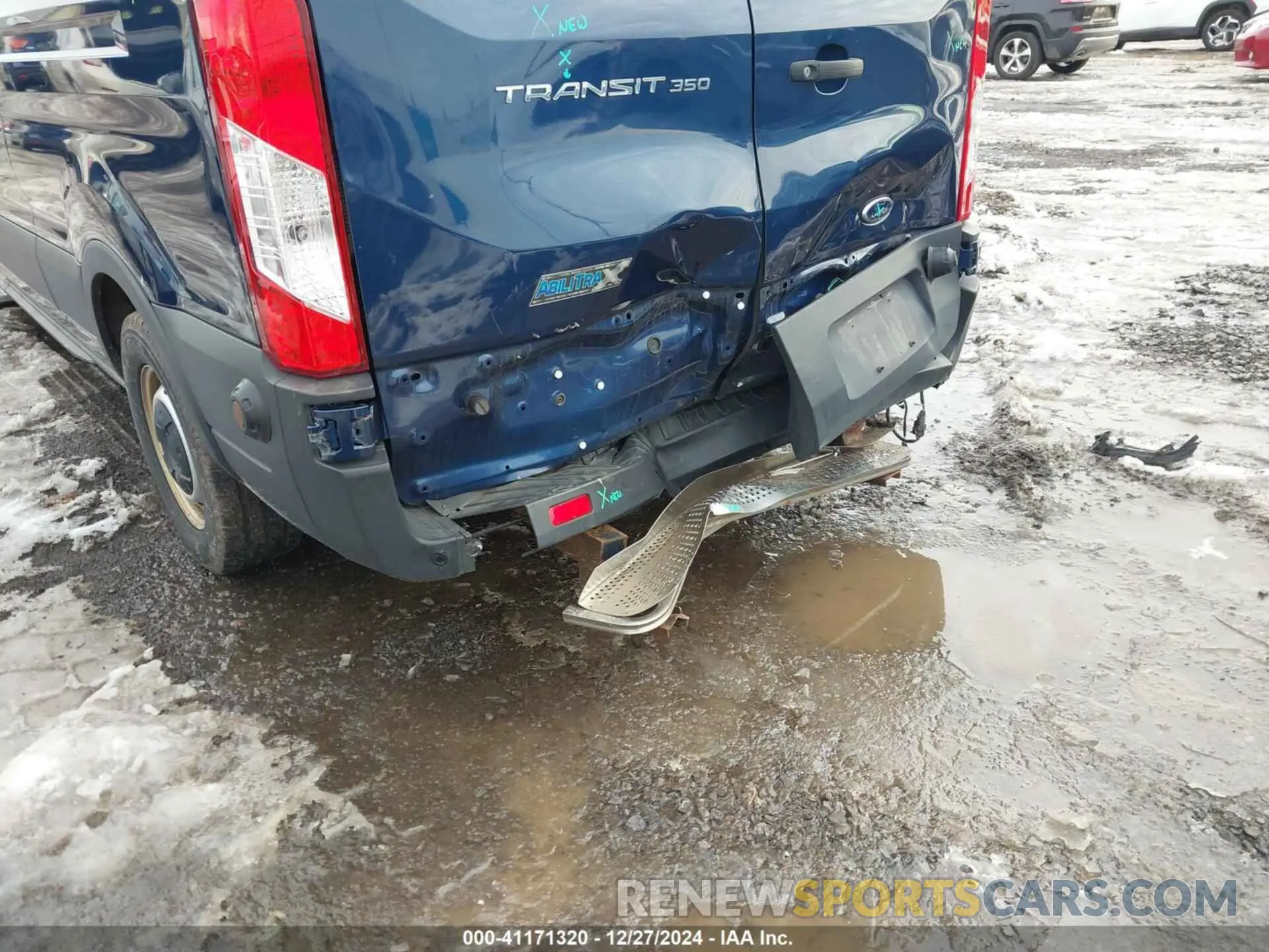 20 Фотография поврежденного автомобиля 1FDZX2CM0KKA07076 FORD TRANSIT-350 2019
