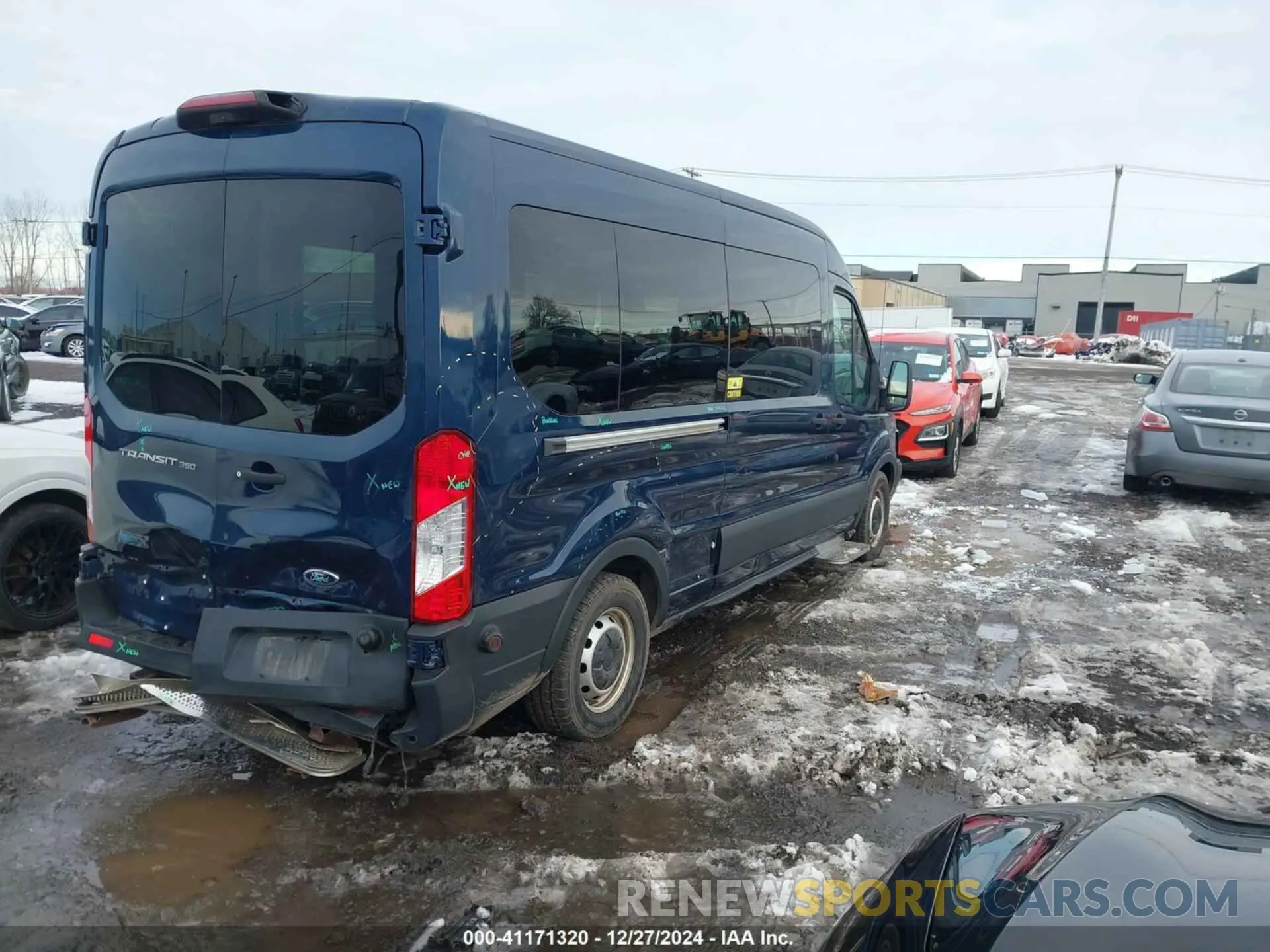 4 Фотография поврежденного автомобиля 1FDZX2CM0KKA07076 FORD TRANSIT-350 2019