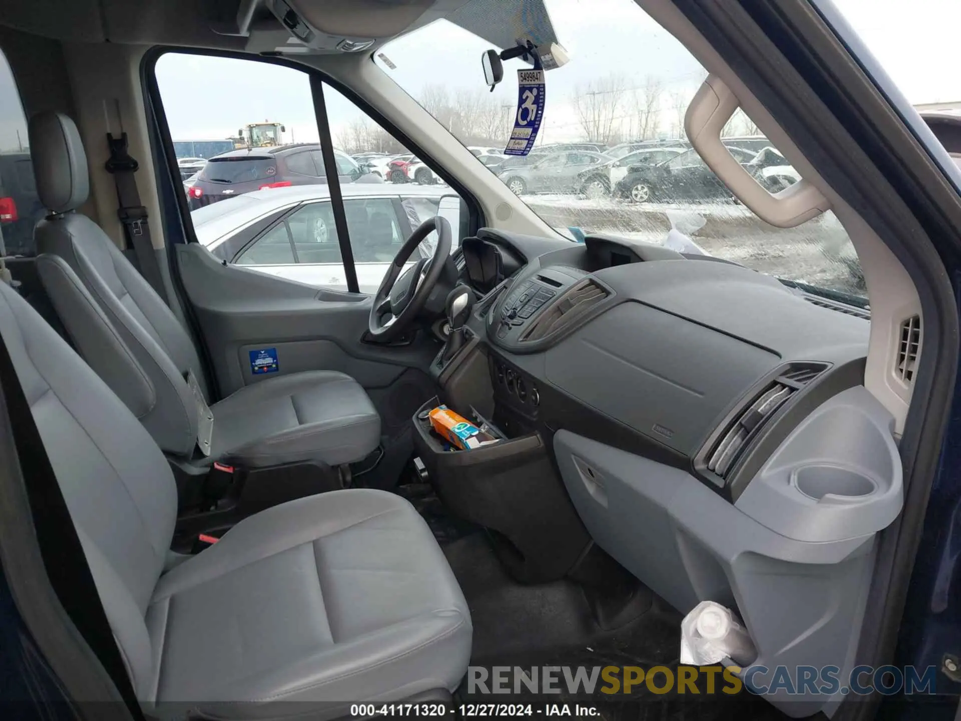 5 Фотография поврежденного автомобиля 1FDZX2CM0KKA07076 FORD TRANSIT-350 2019