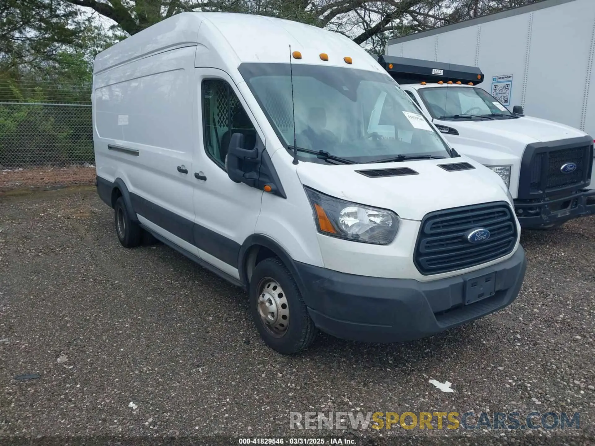 1 Фотография поврежденного автомобиля 1FTBF4XG4KKB77787 FORD TRANSIT-350 2019