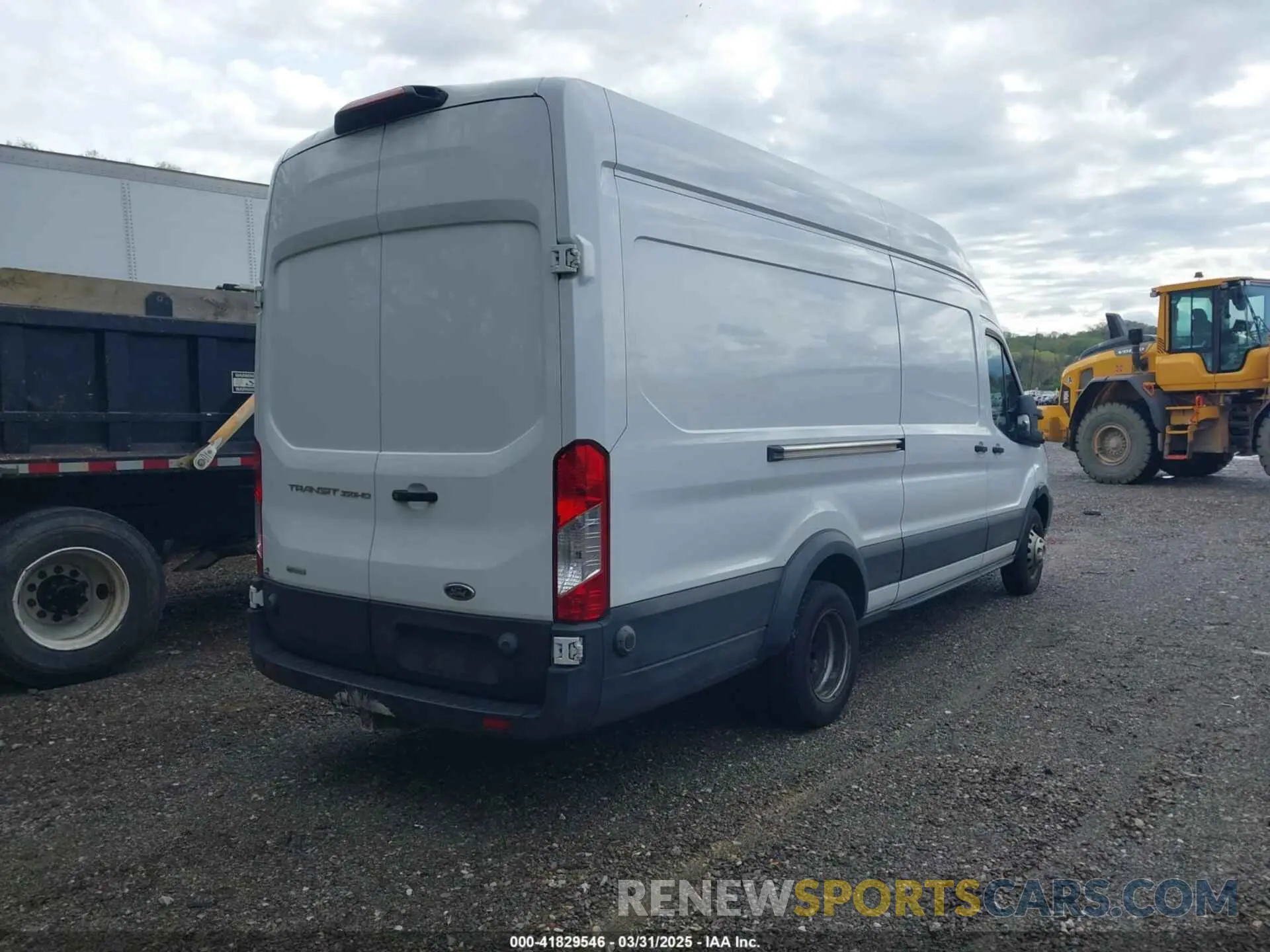 4 Фотография поврежденного автомобиля 1FTBF4XG4KKB77787 FORD TRANSIT-350 2019