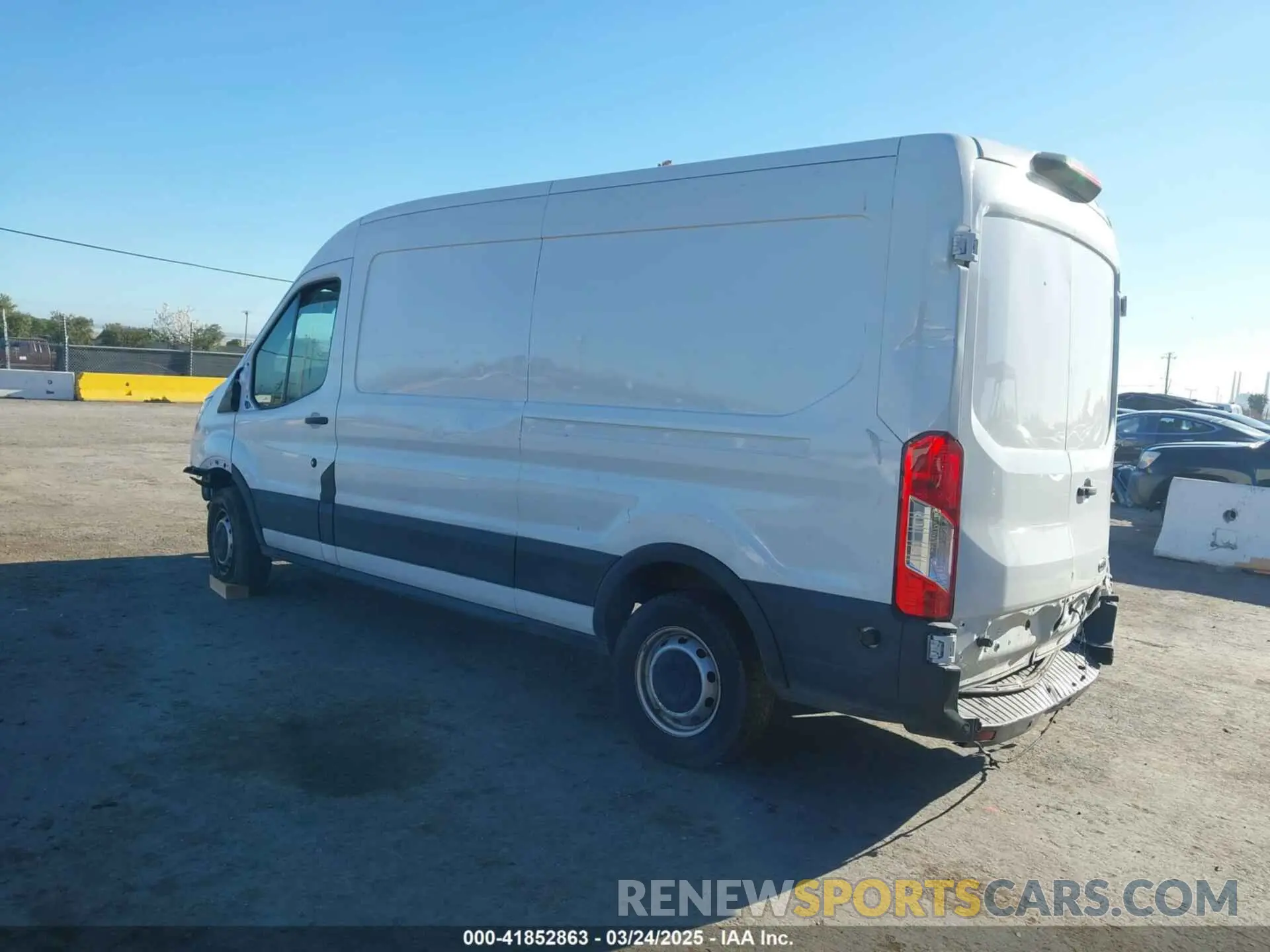 3 Фотография поврежденного автомобиля 1FTBW2CM4KKB73013 FORD TRANSIT-350 2019