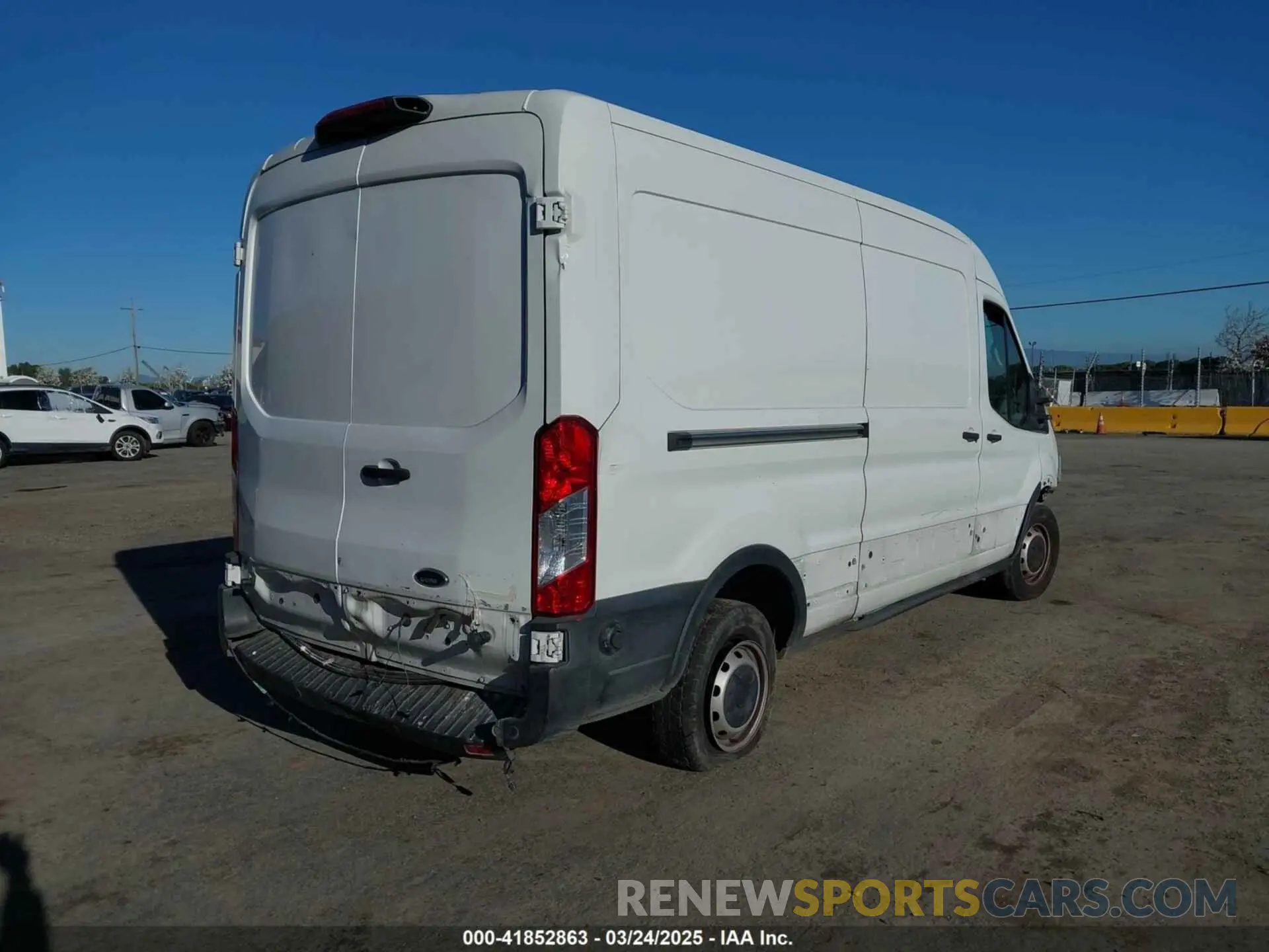 4 Фотография поврежденного автомобиля 1FTBW2CM4KKB73013 FORD TRANSIT-350 2019