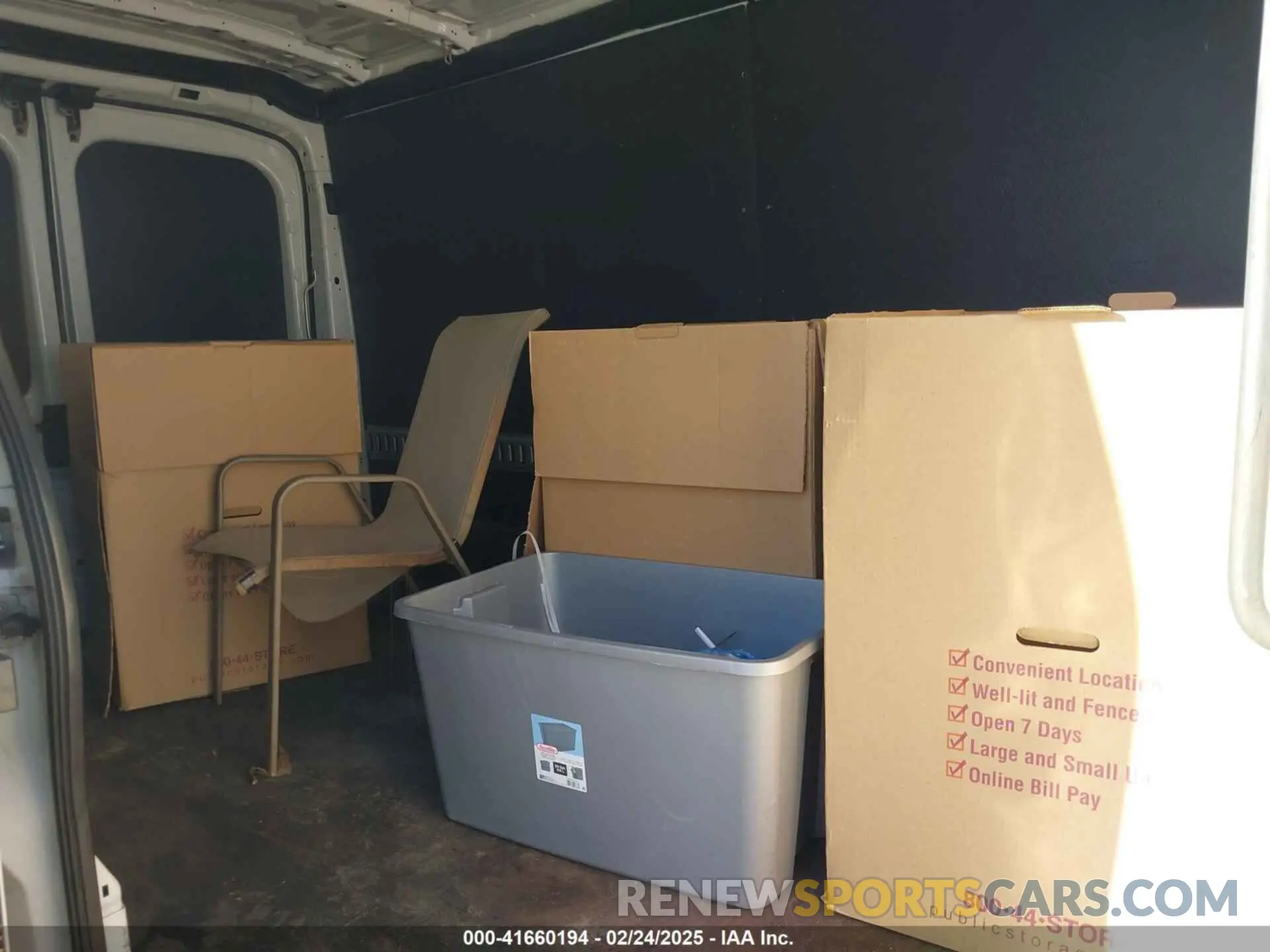 8 Photograph of a damaged car 1FTBW2CM5KKB73053 FORD TRANSIT-350 2019