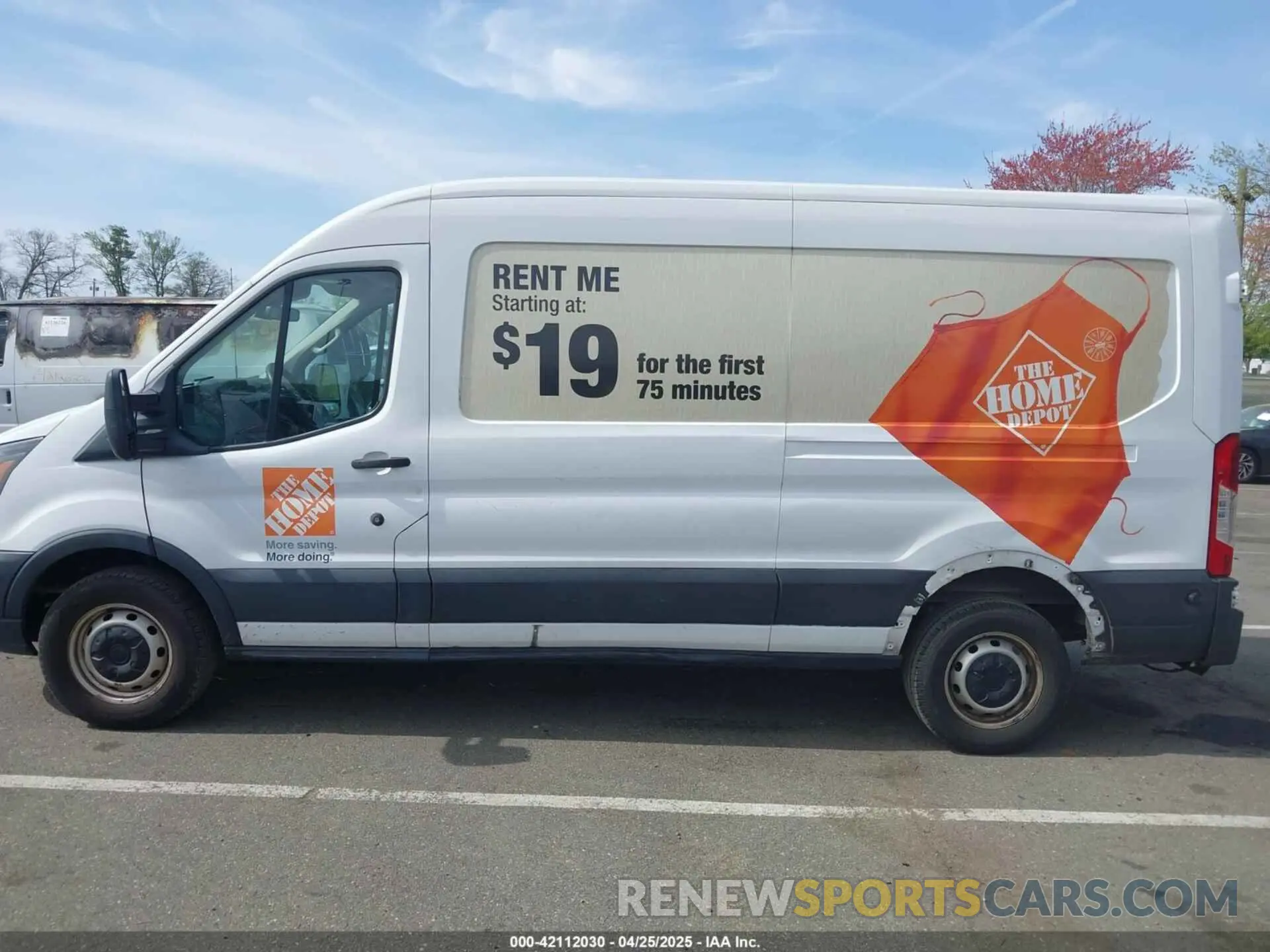 14 Photograph of a damaged car 1FTBW2CM8KKA50329 FORD TRANSIT-350 2019
