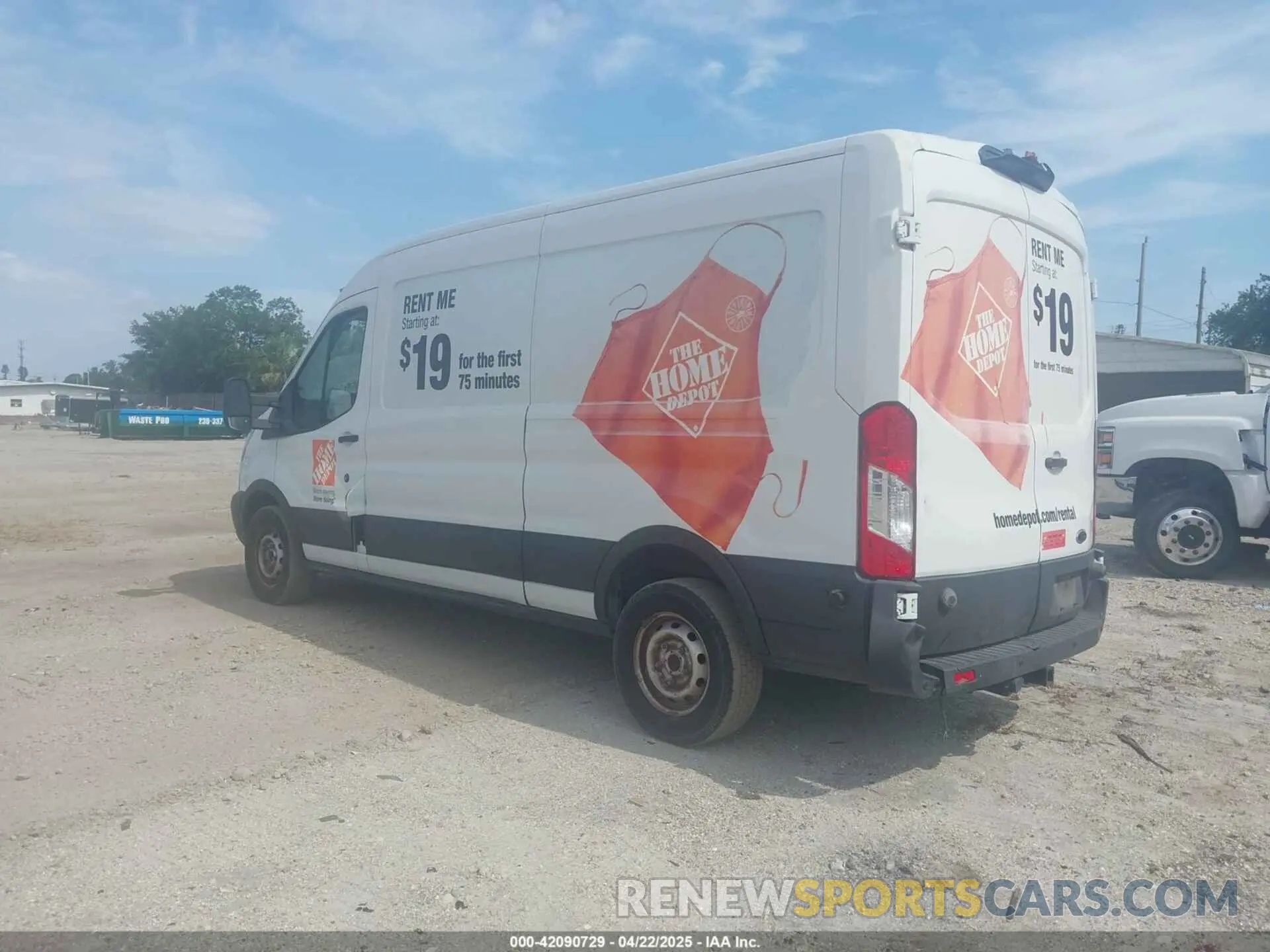 3 Фотография поврежденного автомобиля 1FTBW2CM8KKB73080 FORD TRANSIT-350 2019