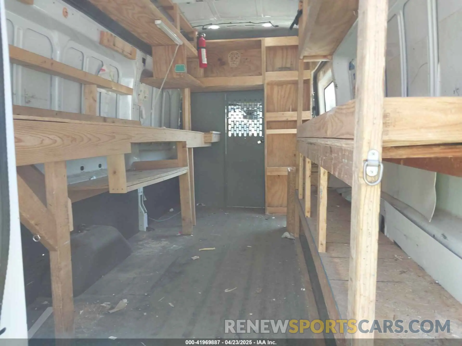 8 Фотография поврежденного автомобиля 1FTBW3XG2KKA66858 FORD TRANSIT-350 2019