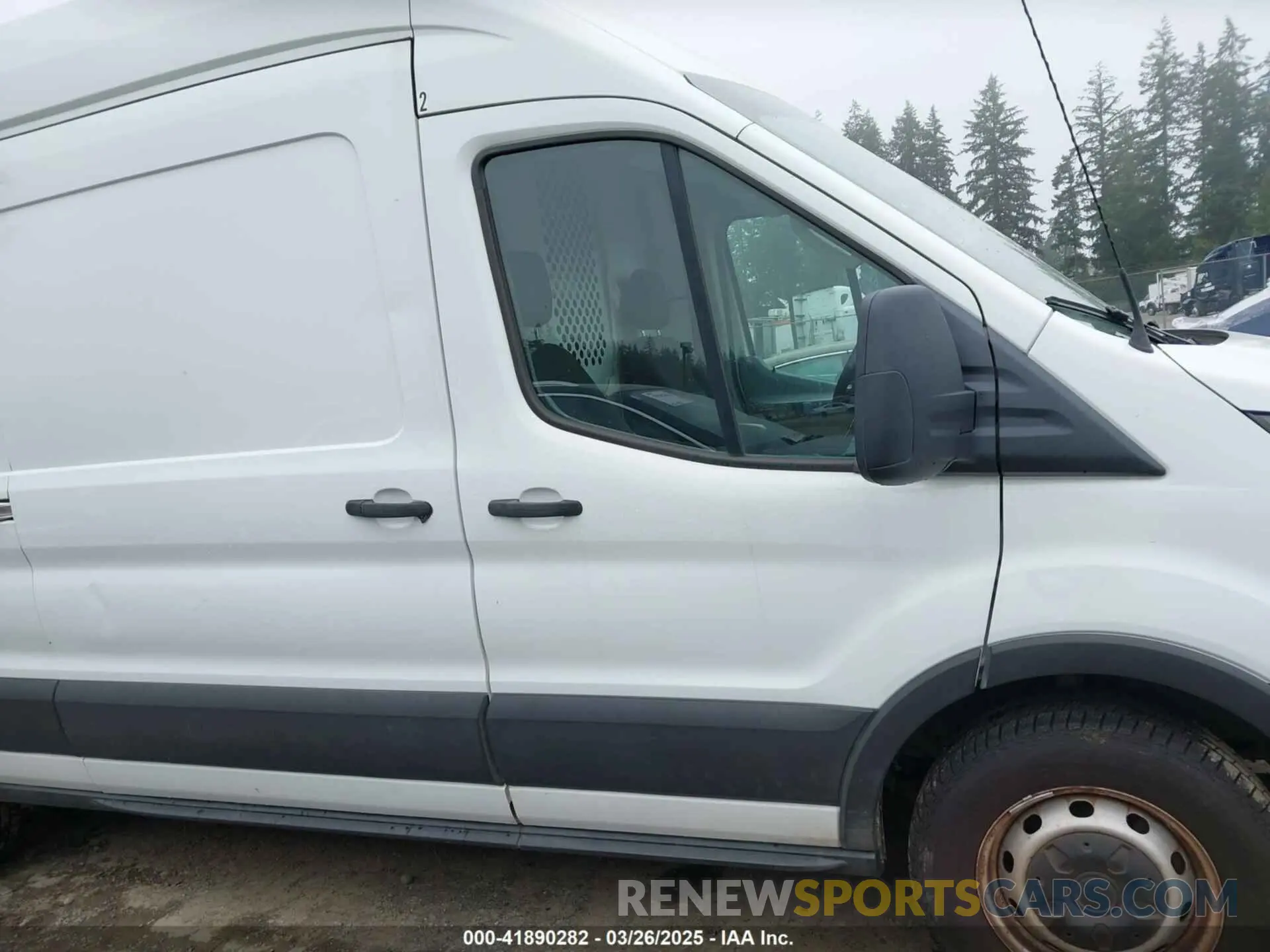 13 Photograph of a damaged car 1FTBW3XG2KKB63994 FORD TRANSIT-350 2019