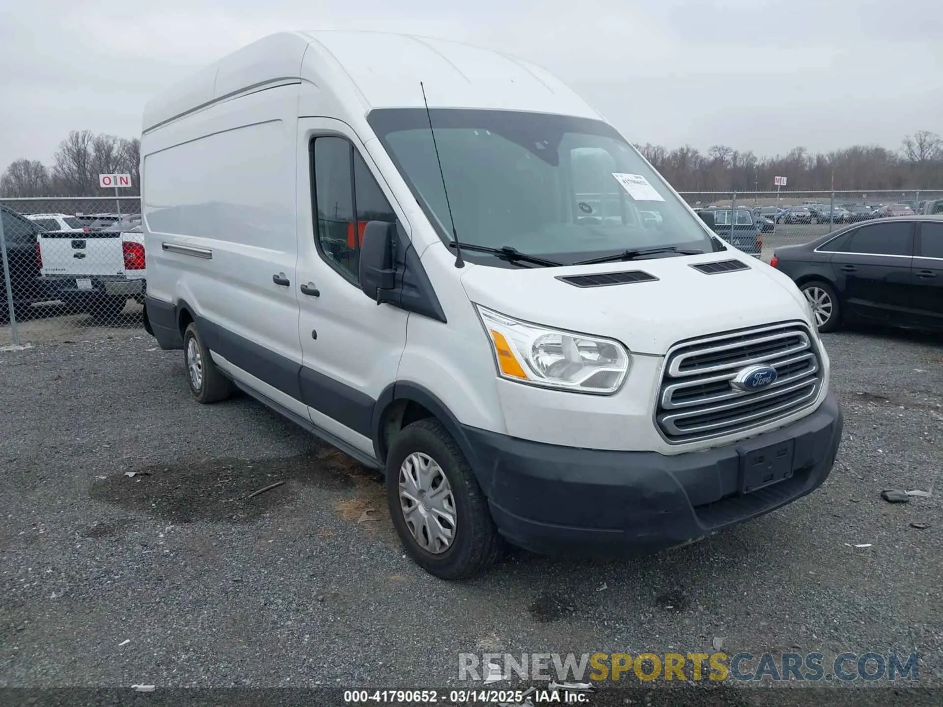 1 Фотография поврежденного автомобиля 1FTBW3XG6KKA58407 FORD TRANSIT-350 2019