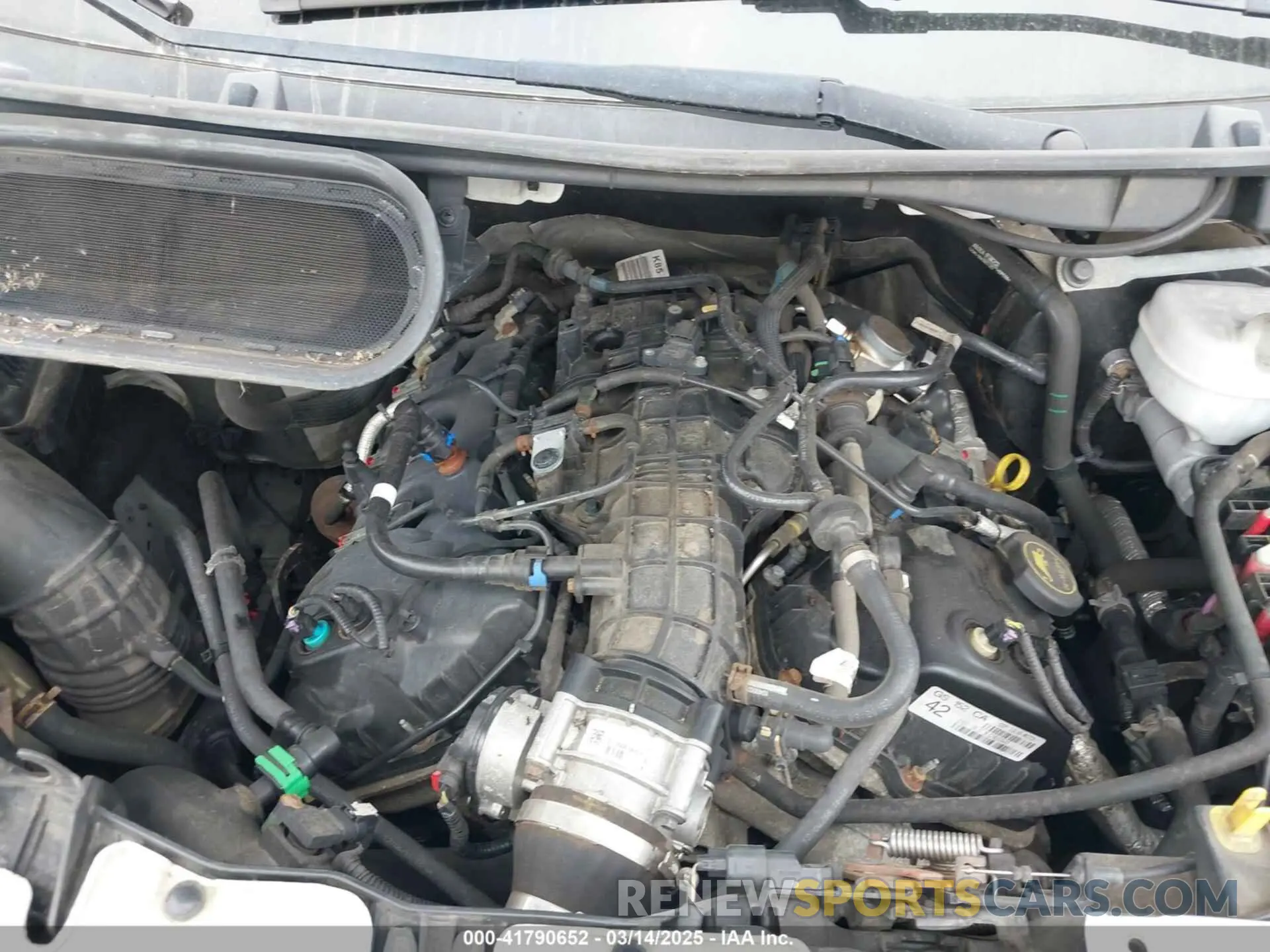 10 Фотография поврежденного автомобиля 1FTBW3XG6KKA58407 FORD TRANSIT-350 2019