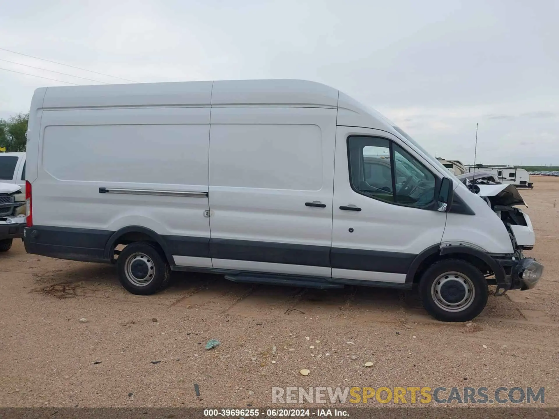 13 Photograph of a damaged car 1FTBW3XM8KKA93794 FORD TRANSIT-350 2019