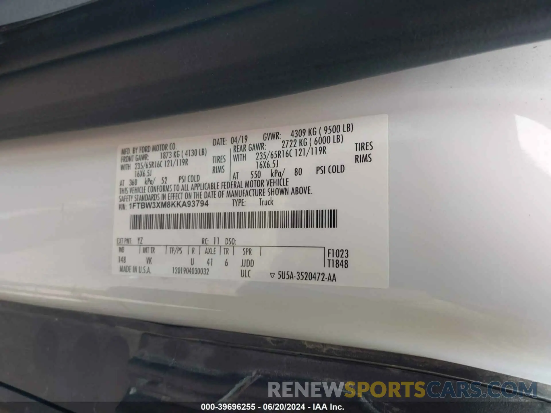 9 Photograph of a damaged car 1FTBW3XM8KKA93794 FORD TRANSIT-350 2019