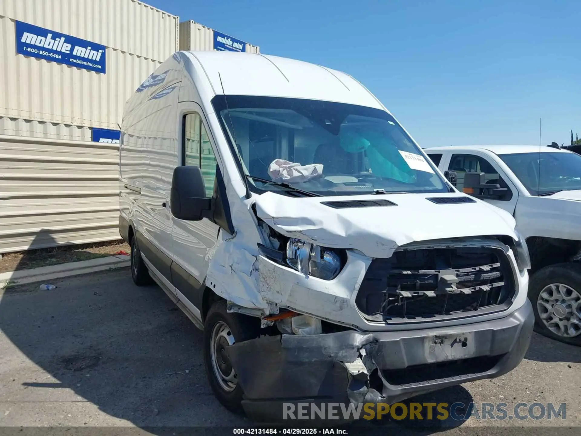 1 Photograph of a damaged car 1FTBW3XMXKKB74344 FORD TRANSIT-350 2019