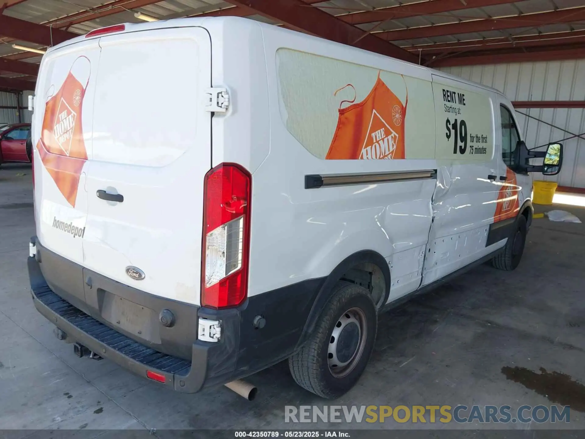 4 Photograph of a damaged car 1FTBW1Y89LKA52694 FORD TRANSIT-350 2020