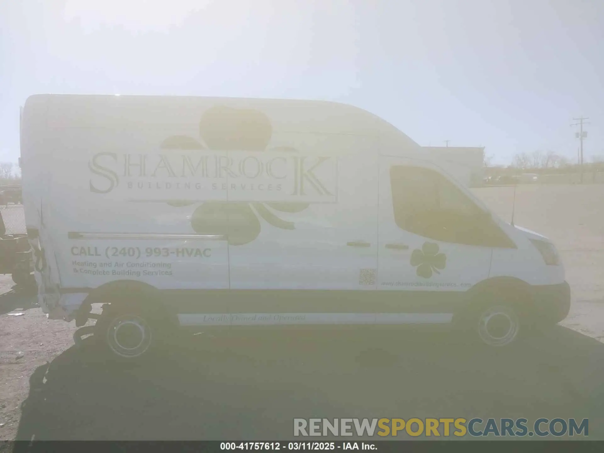 13 Photograph of a damaged car 1FTBW1X88NKA48592 FORD TRANSIT-350 2022