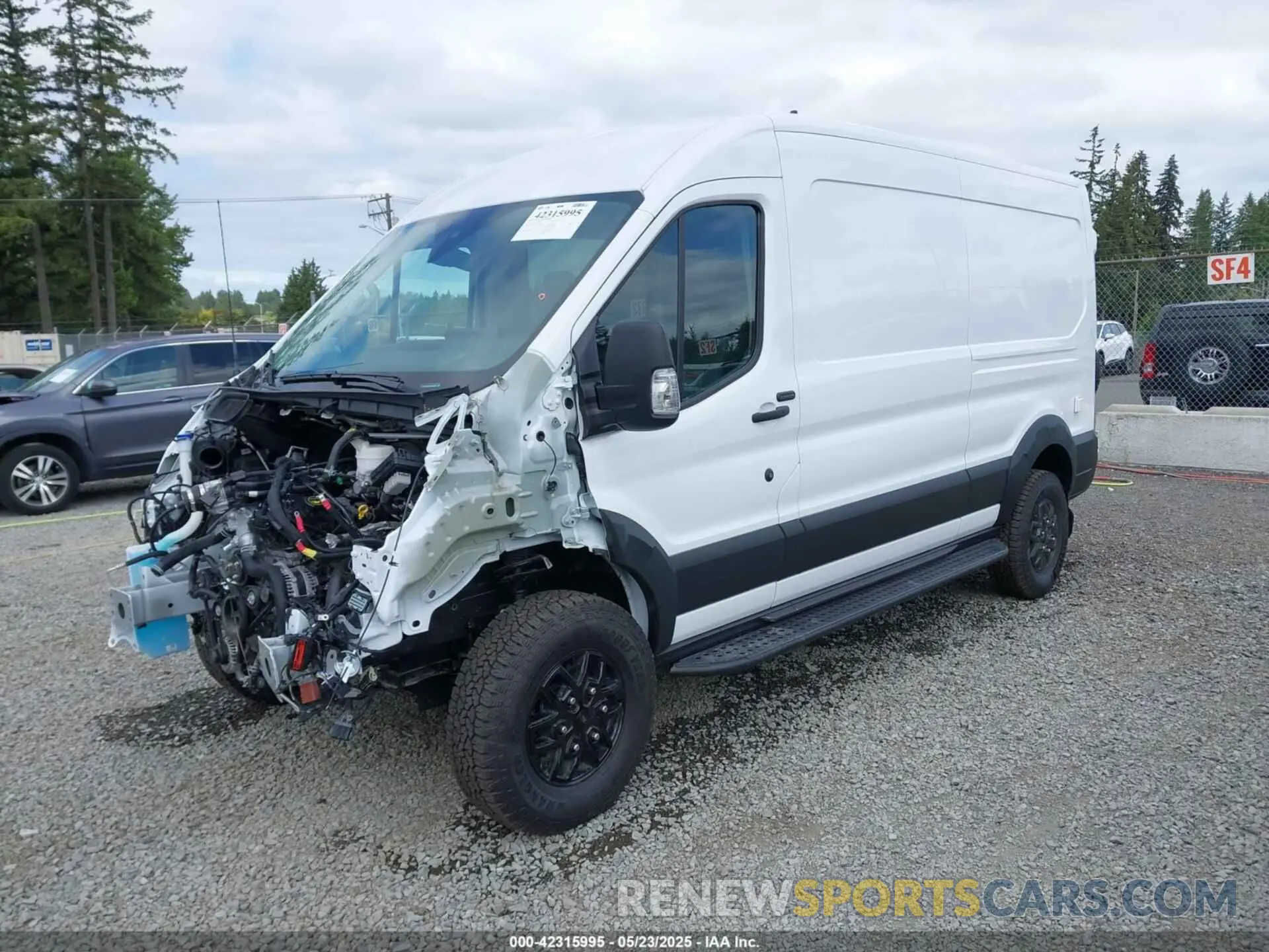 2 Фотография поврежденного автомобиля 1FTBW2CG4PKB63843 FORD TRANSIT-350 2023