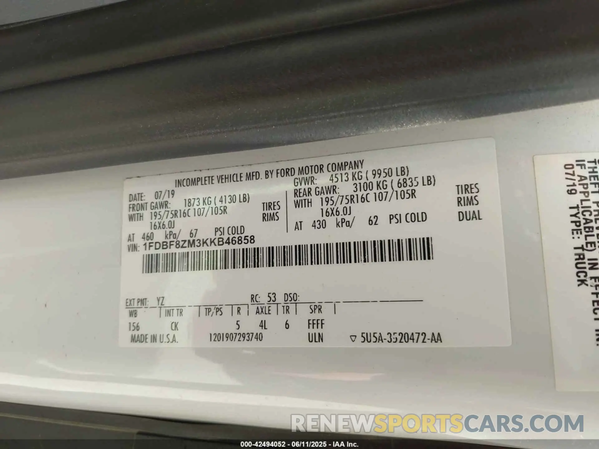 9 Photograph of a damaged car 1FDBF8ZM3KKB46858 FORD TRANSIT-350 CAB 2019