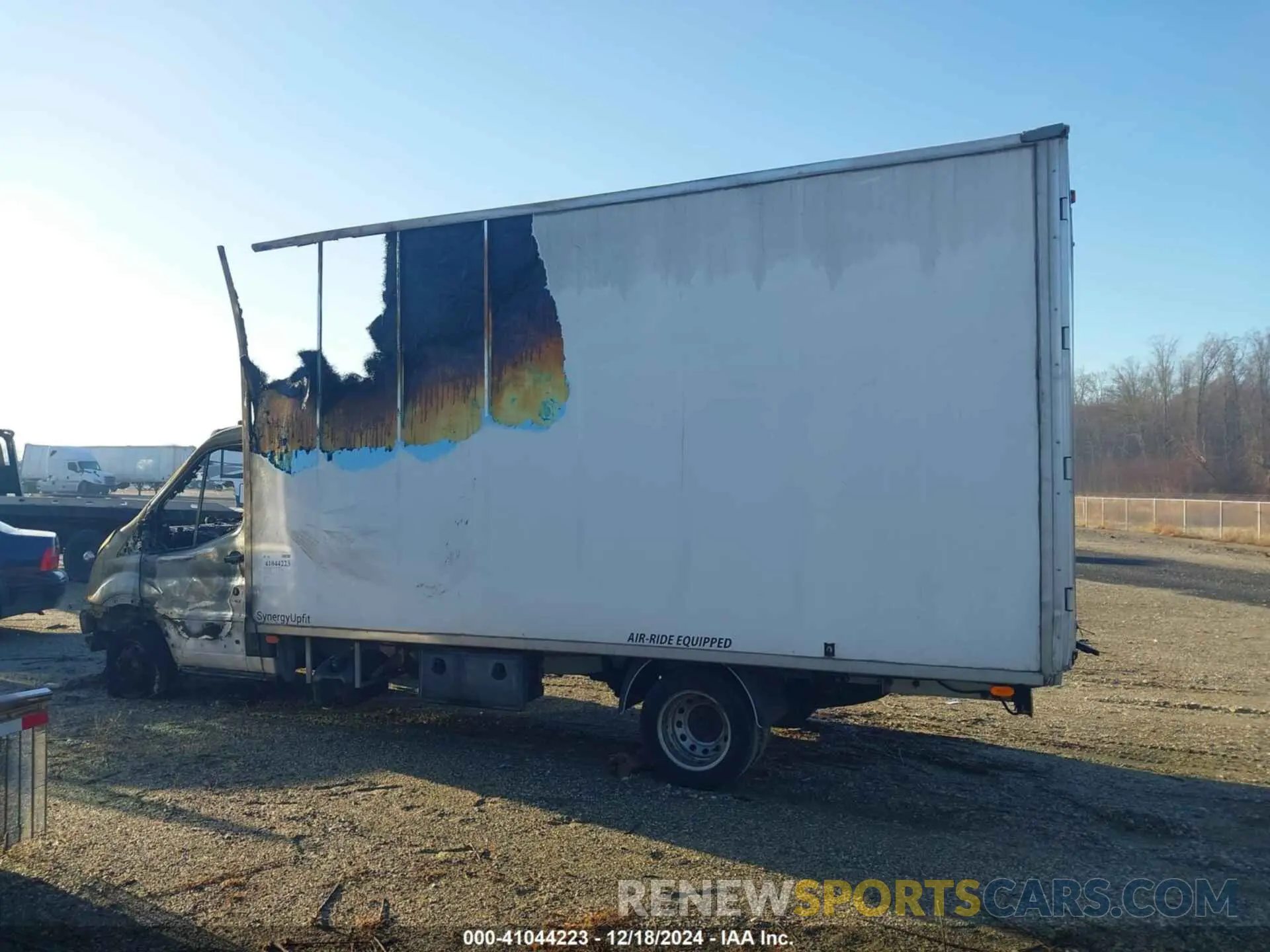 13 Photograph of a damaged car 1FDBF6ZG2LKA55533 FORD TRANSIT-350 CAB CHASSIS 2020