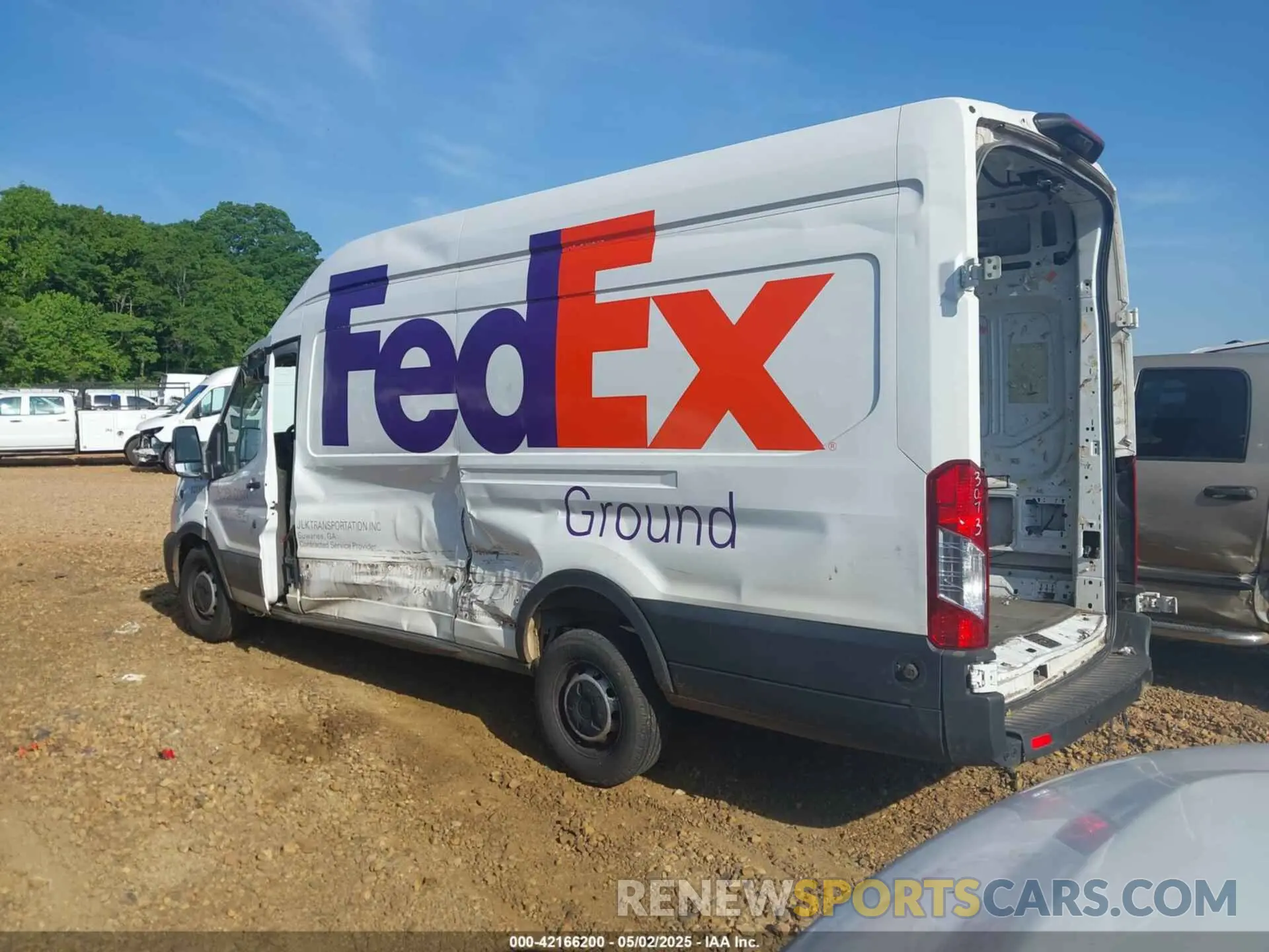 3 Photograph of a damaged car 1FTBW3X85LKA45660 FORD TRANSIT-350 CARGO VAN 2020