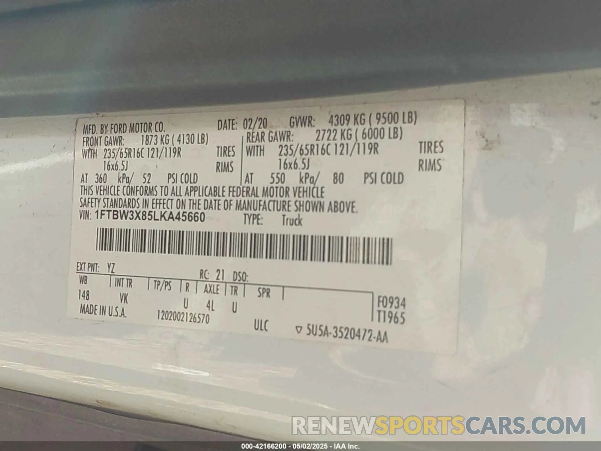9 Photograph of a damaged car 1FTBW3X85LKA45660 FORD TRANSIT-350 CARGO VAN 2020