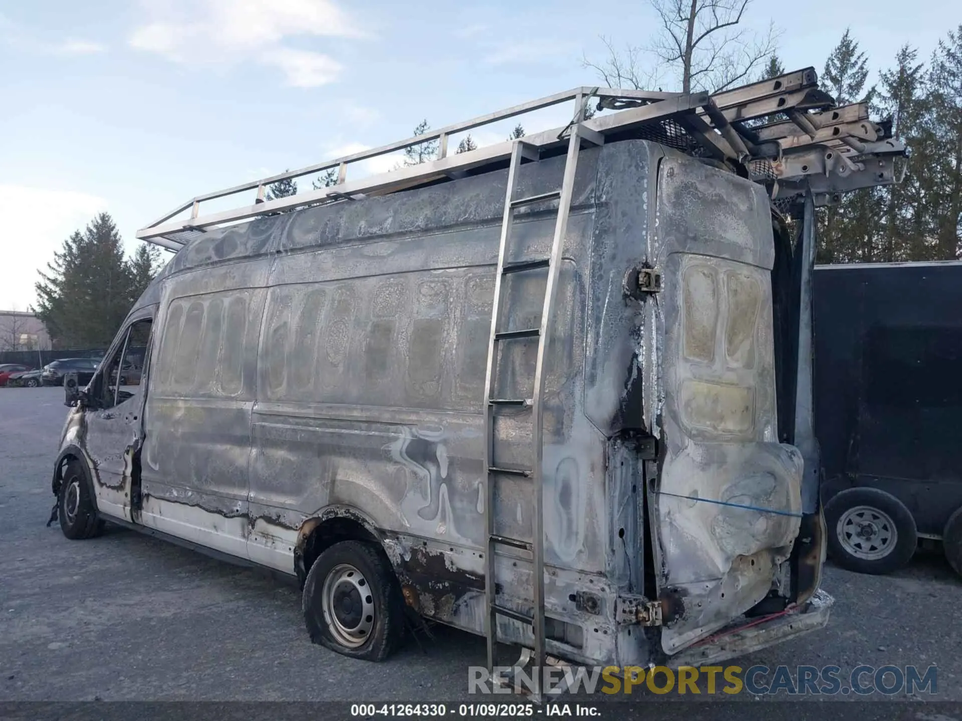 3 Фотография поврежденного автомобиля 1FTBW3X86LKB81070 FORD TRANSIT-350 CARGO VAN 2020