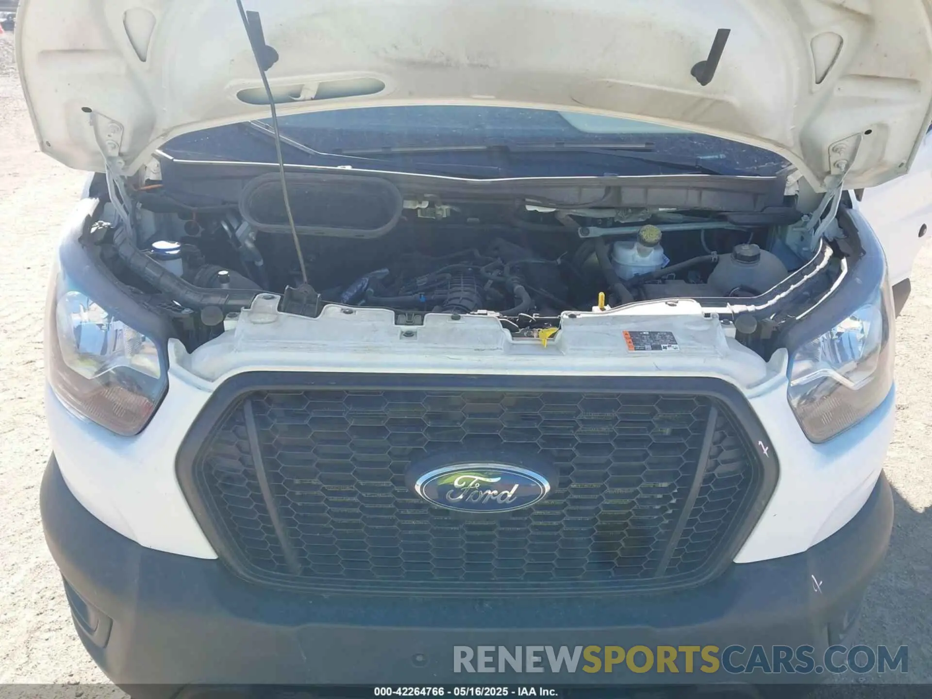 10 Photograph of a damaged car 1FTBF4XG6MKA37193 FORD TRANSIT-350 CARGO VAN 2021
