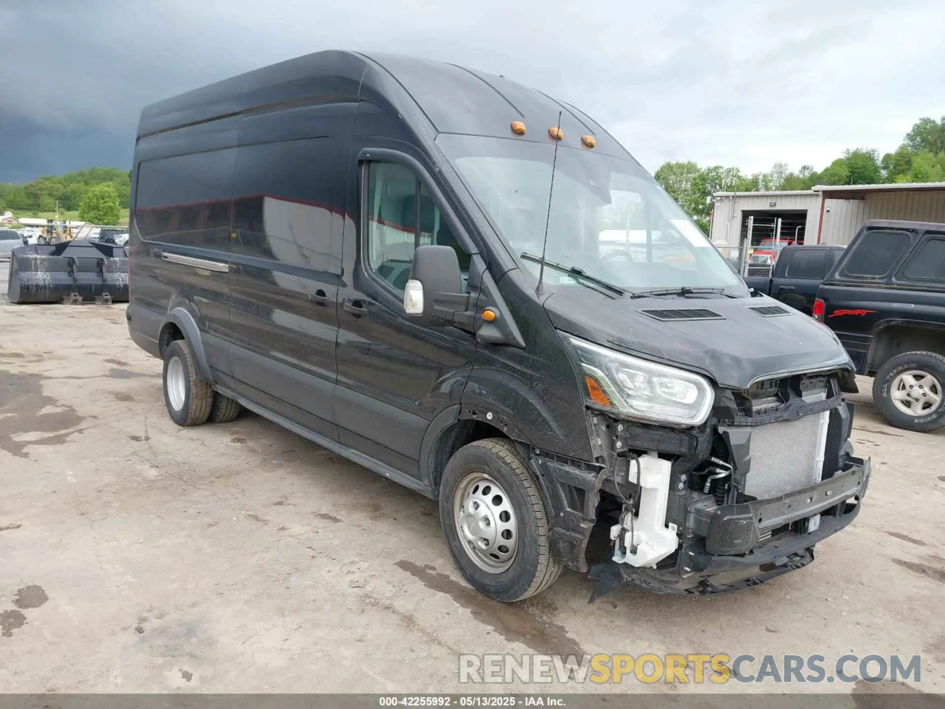 1 Photograph of a damaged car 1FTBF4UG4NKA60882 FORD TRANSIT-350 CARGO VAN 2022