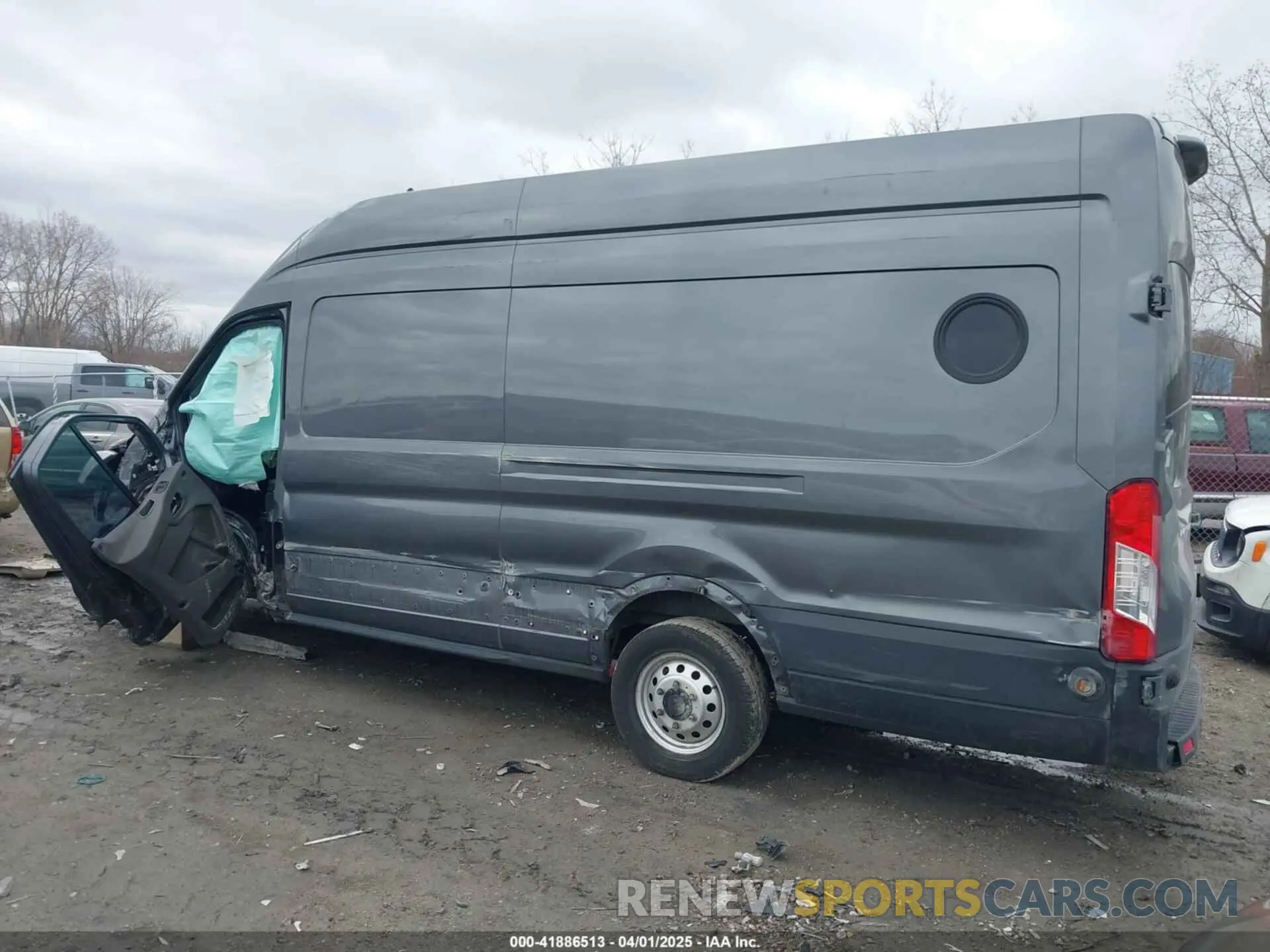 3 Фотография поврежденного автомобиля 1FTBW3X86PKC01923 FORD TRANSIT-350 CARGO VAN 2023